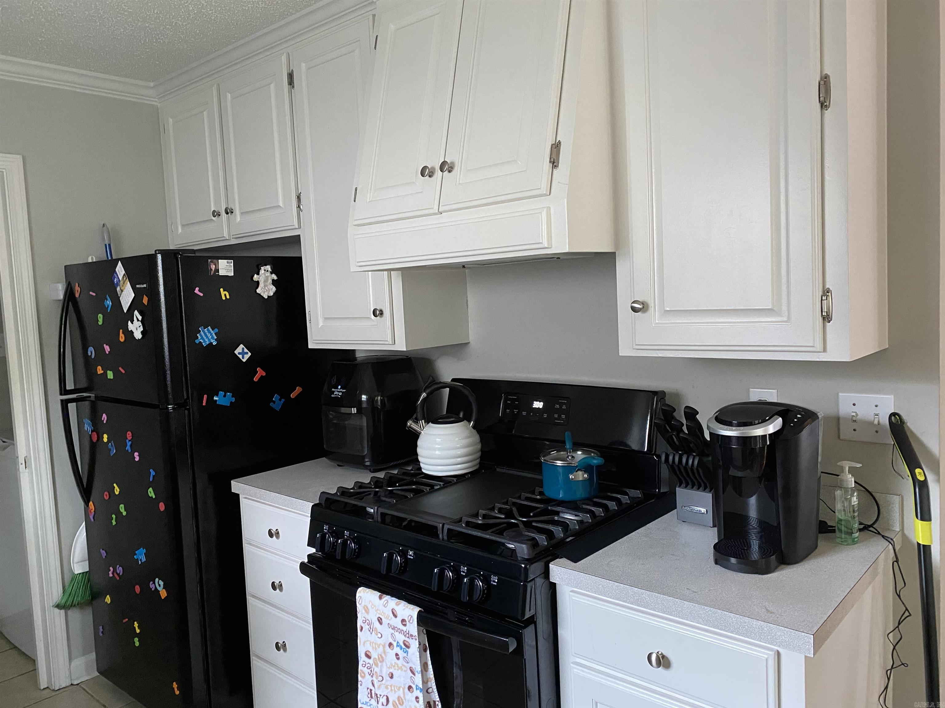 CRYSTAL VALLEY MANOR - Residential