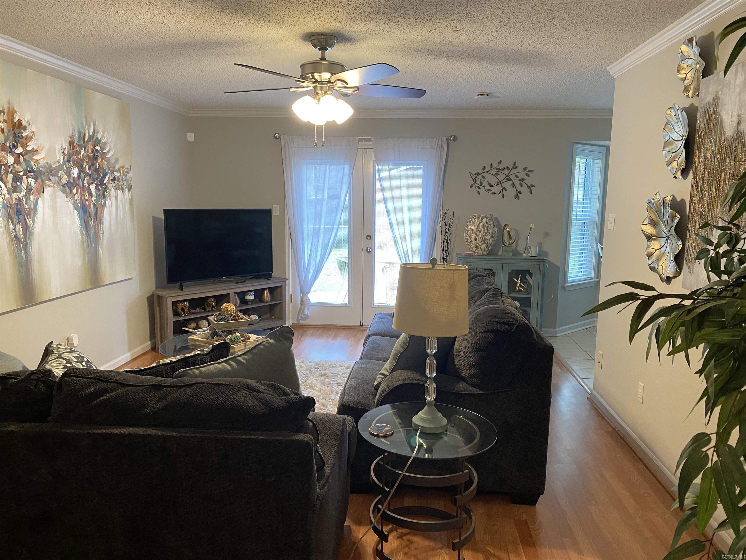 CRYSTAL VALLEY MANOR - Residential