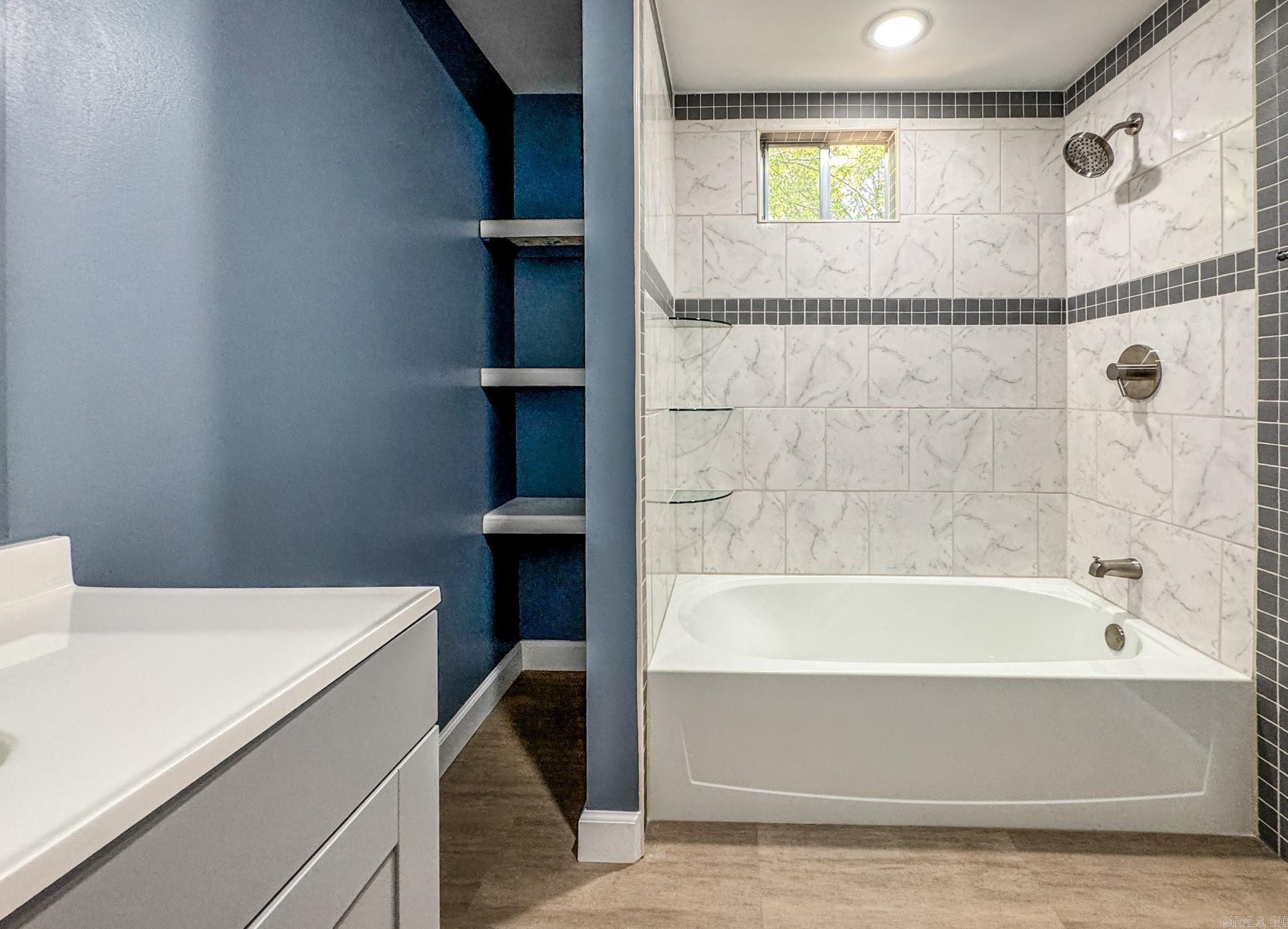 McArthur - Residential