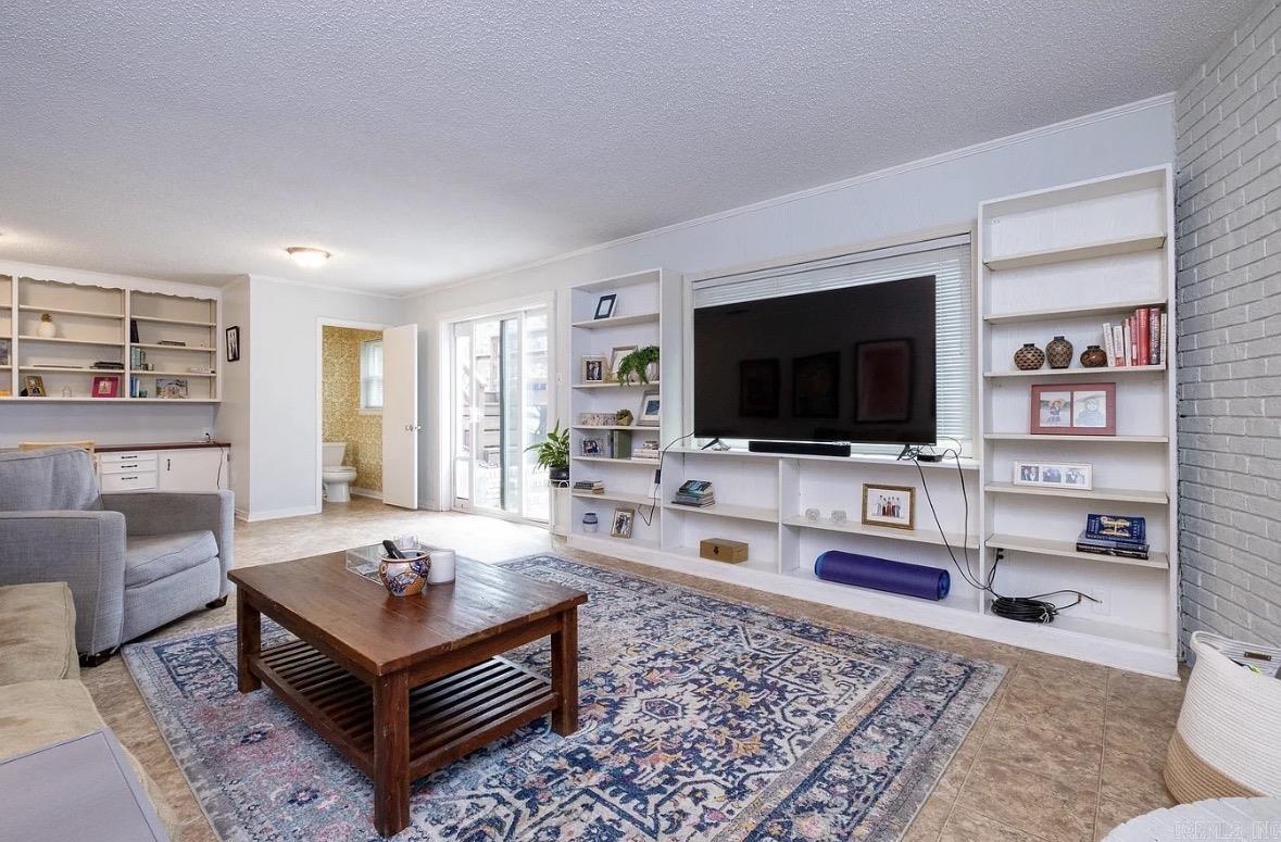 Leawood Heights - Residential