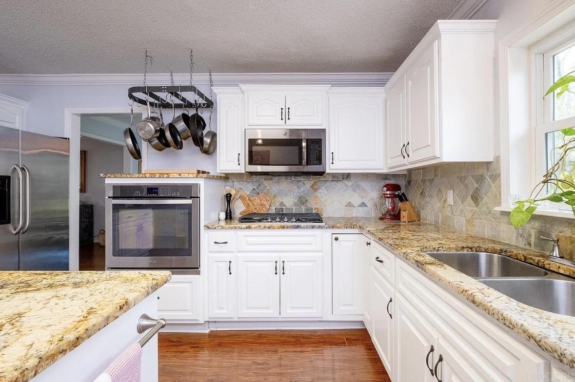 Leawood Heights - Residential