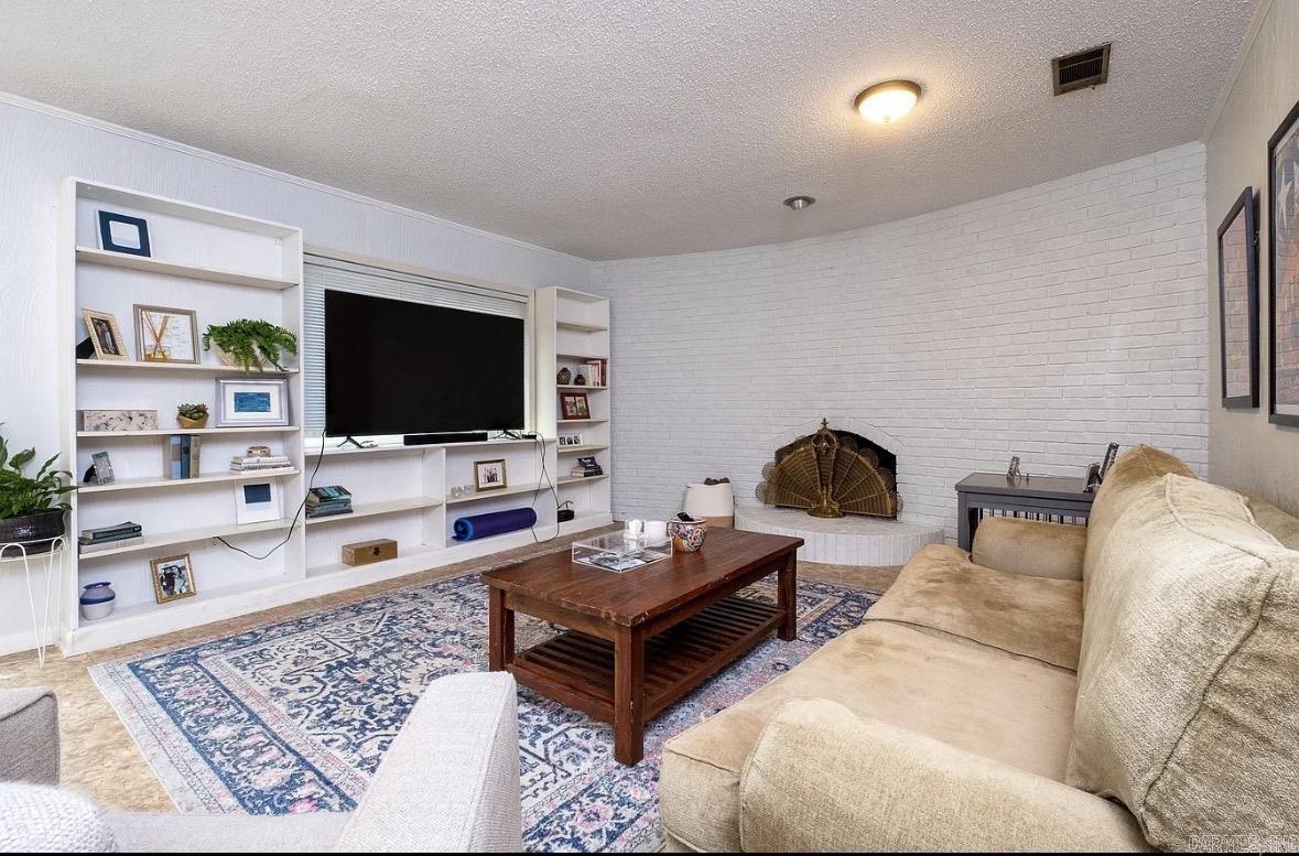 Leawood Heights - Residential