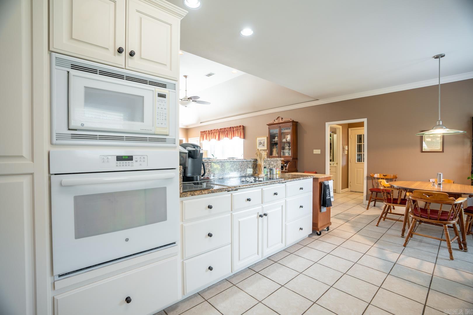 CHEVAUX COURT ADDN - Residential