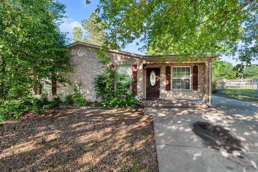 Located the Nettleton School District, 2508 Westacre offers a great opportunity for first-time home buyers or investors looking to add to their portfolio. This 3-bedroom, 1 bath home sits on a slab foundation and features a functional layout with plenty of potential. Outside, you'll find an outbuilding that provides additional storage or workspace options. Whether you're searching for an affordable place to call home or your next investment property, this one is worth a look!