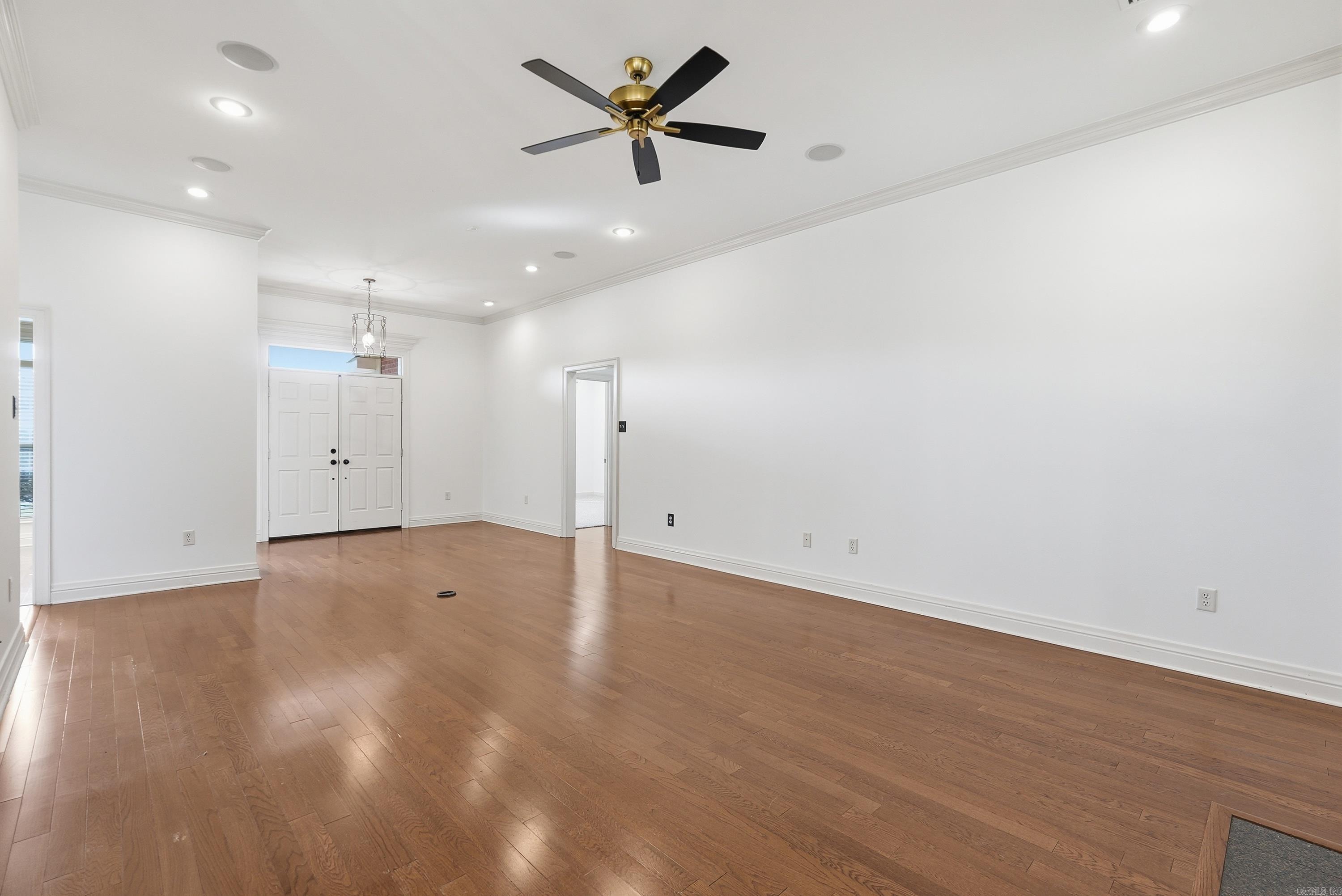 CANTERBURY PLACE - Residential