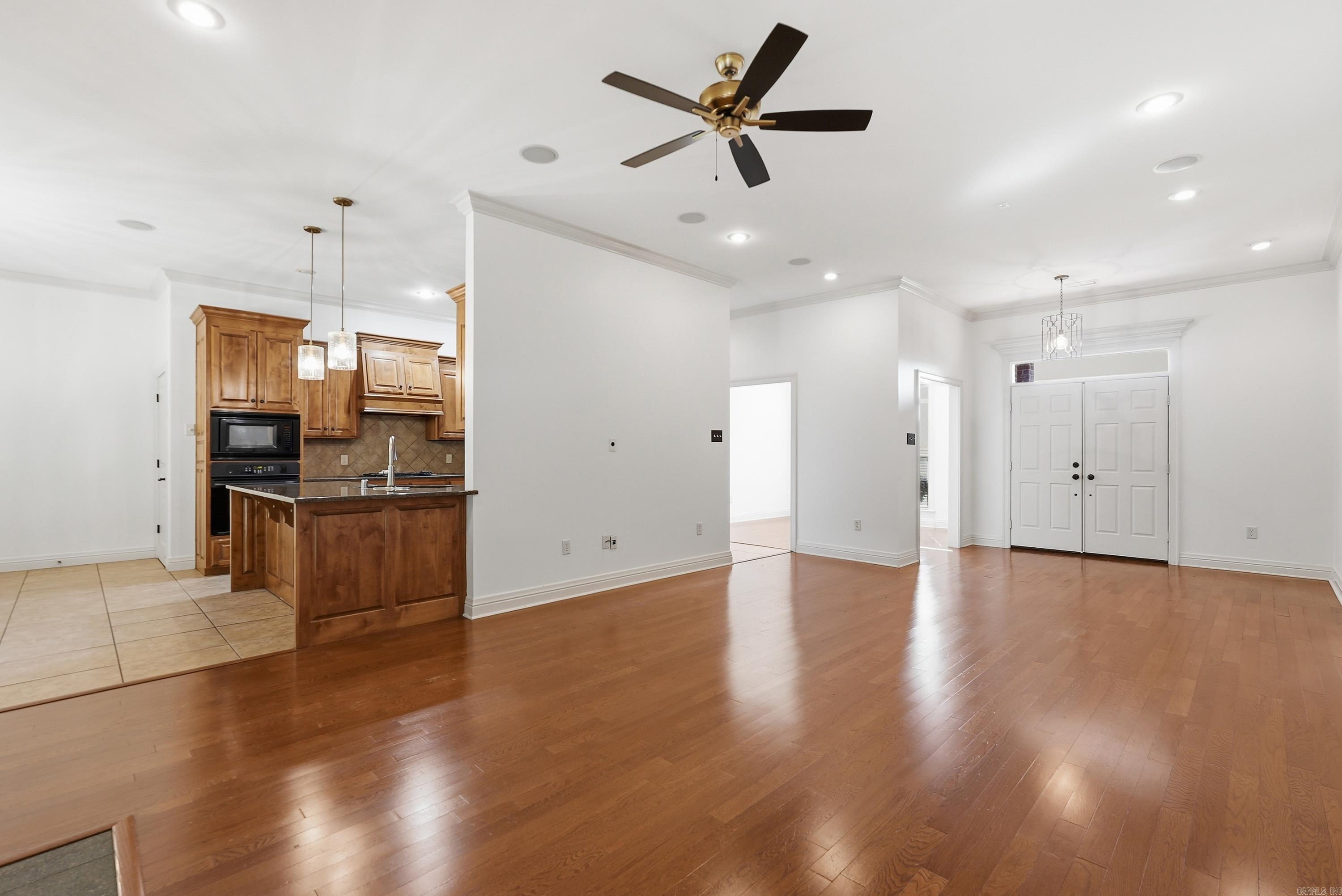 CANTERBURY PLACE - Residential