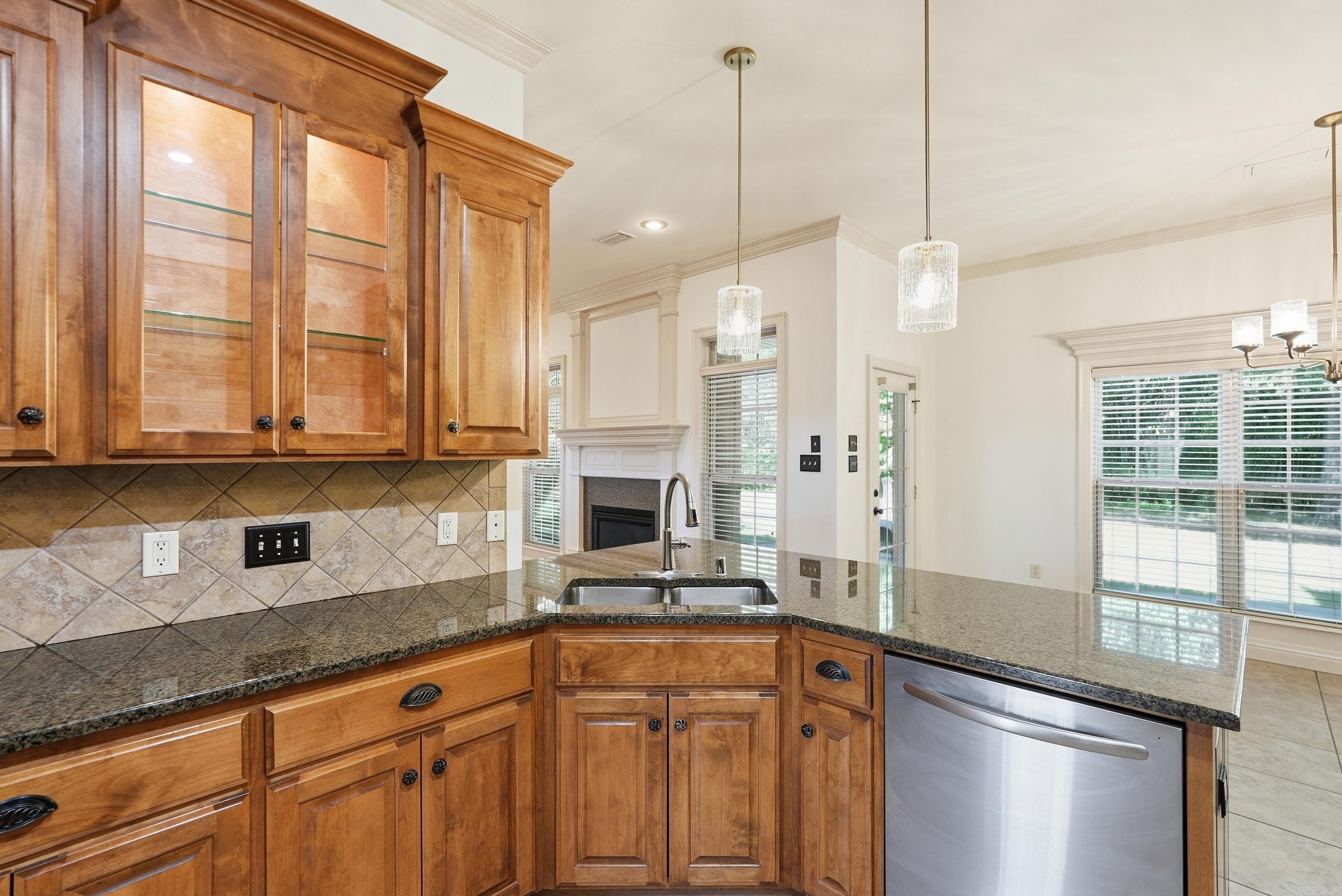 CANTERBURY PLACE - Residential