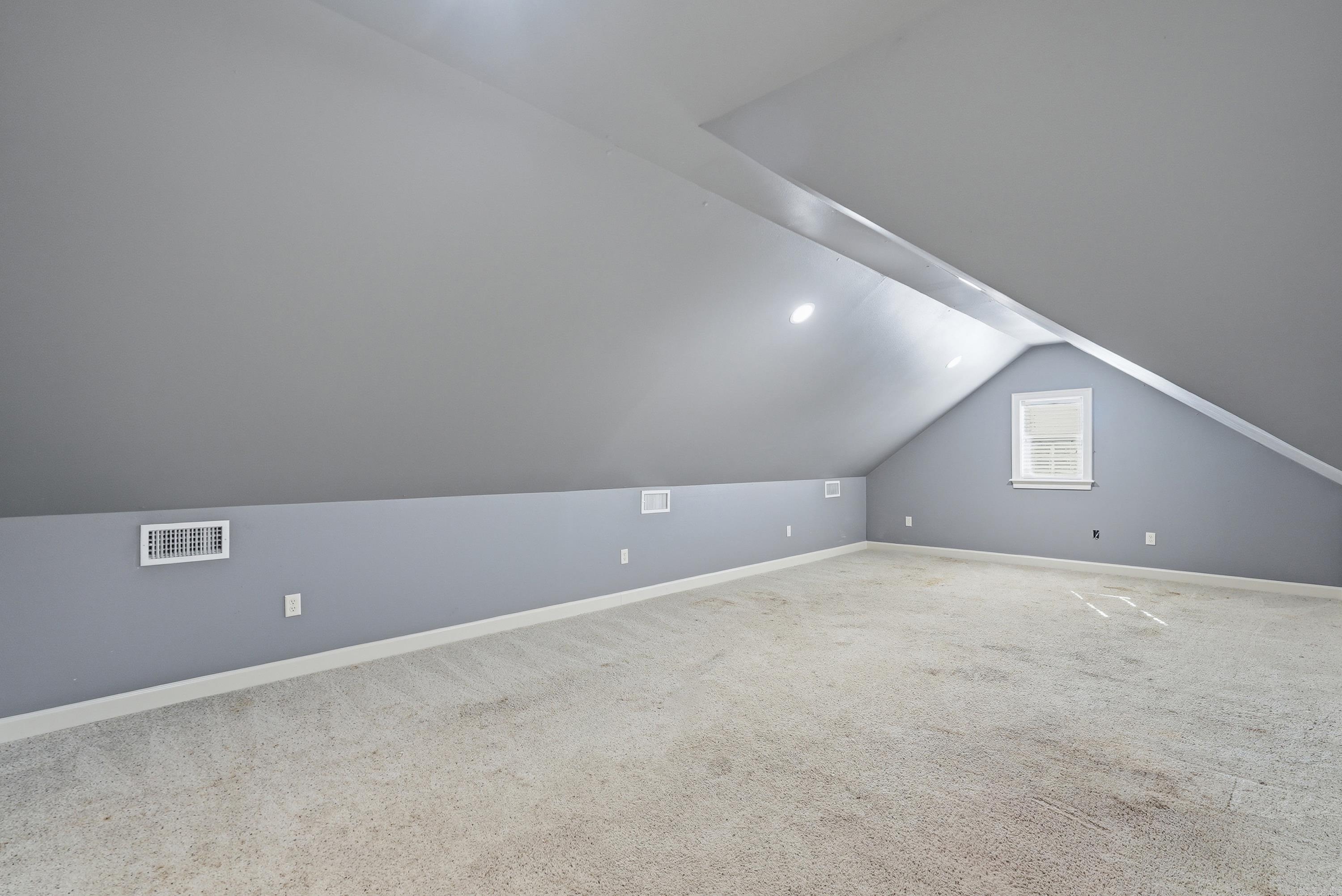 CANTERBURY PLACE - Residential