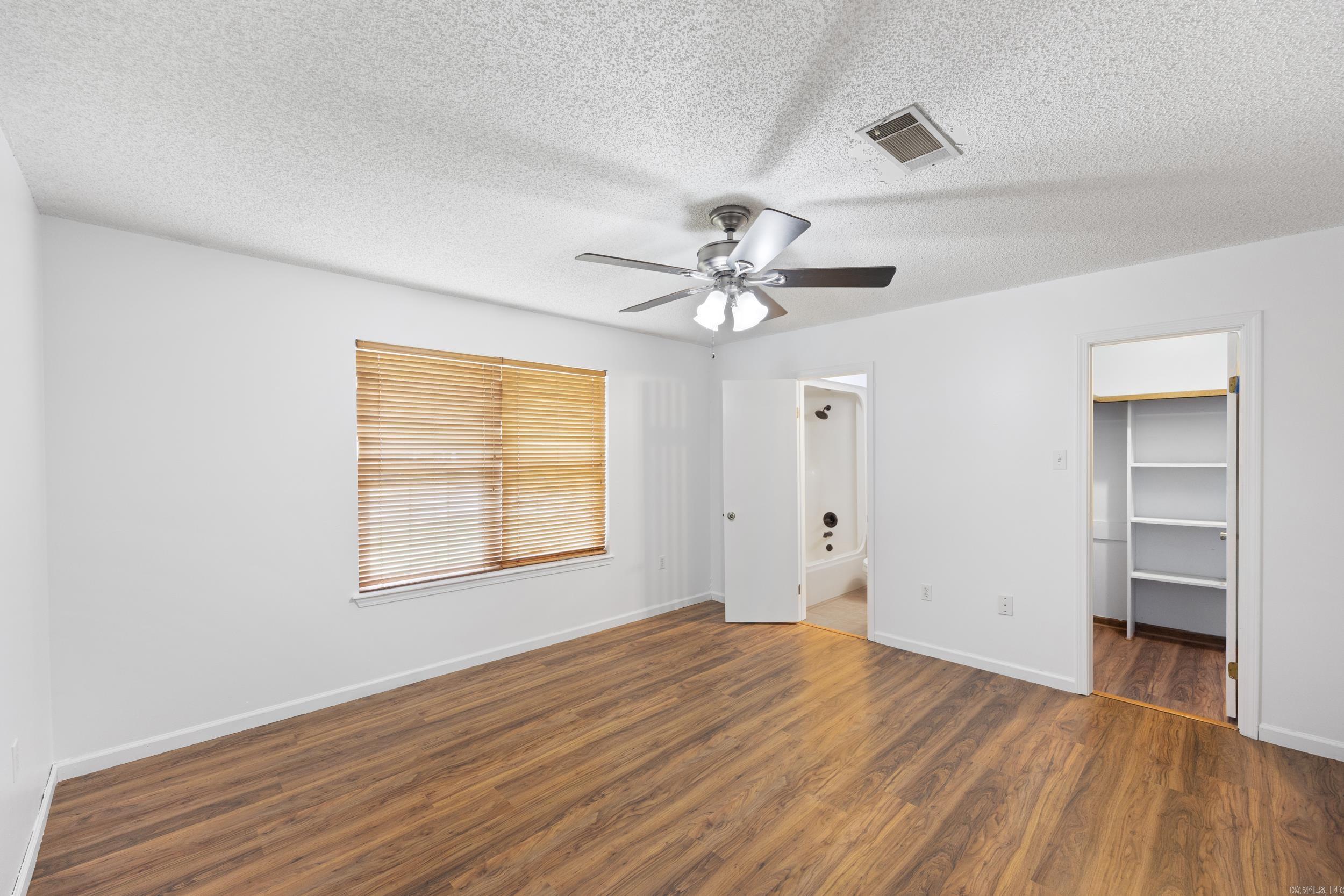 BRIAR SPRINGS - Residential