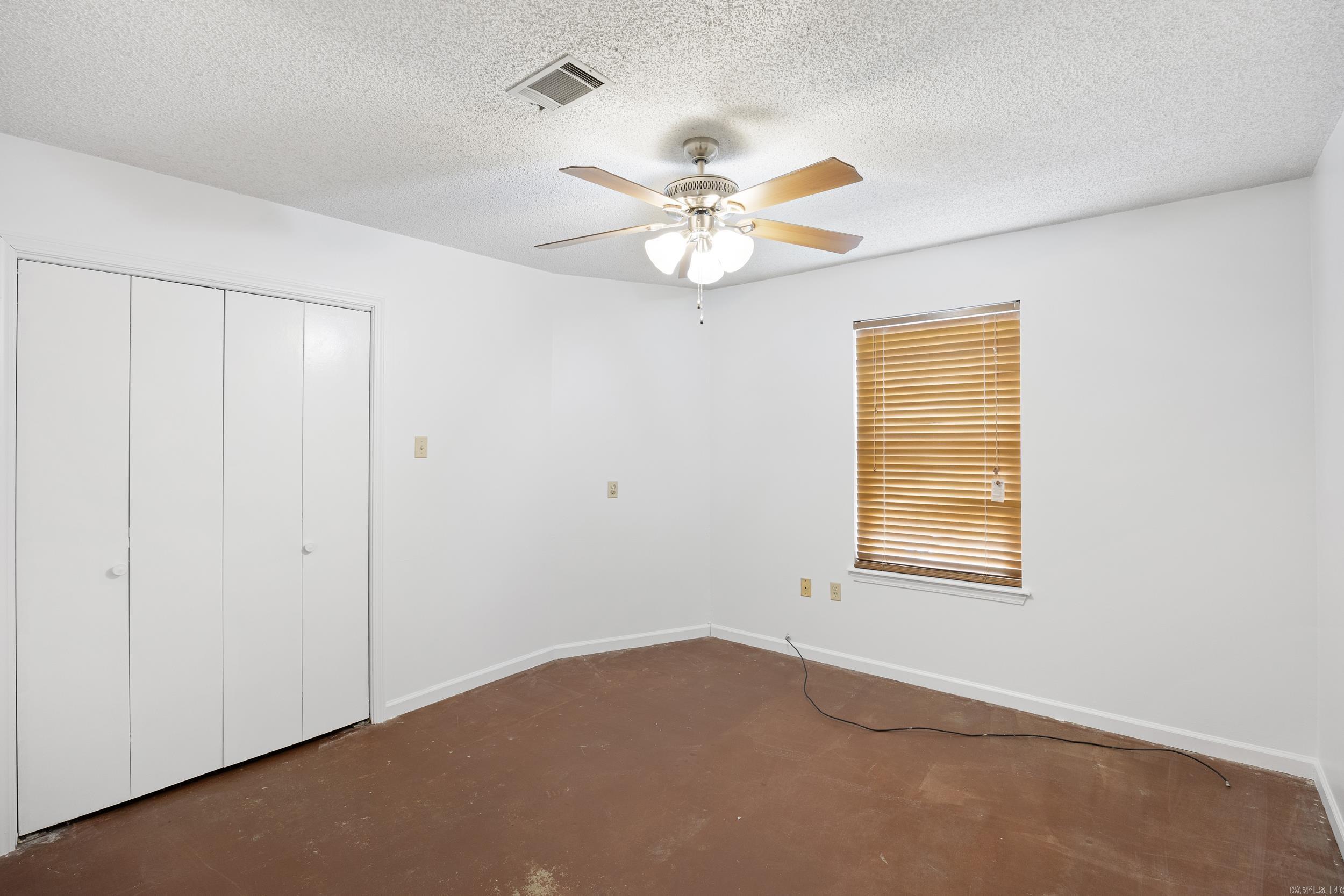 BRIAR SPRINGS - Residential