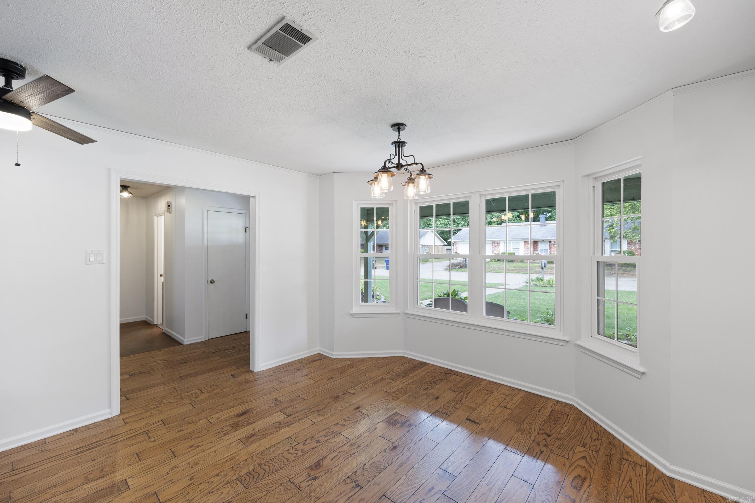BRIAR SPRINGS - Residential