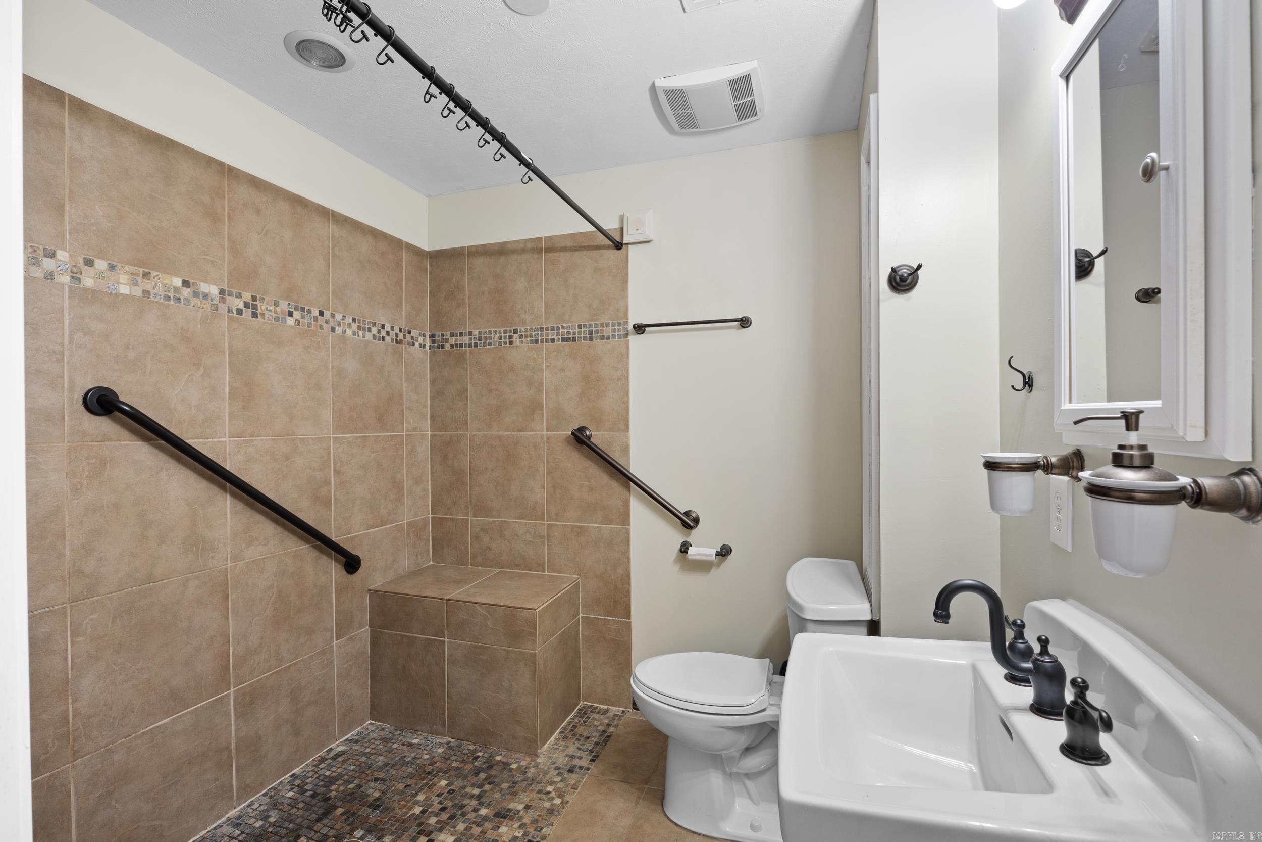BRIAR SPRINGS - Residential