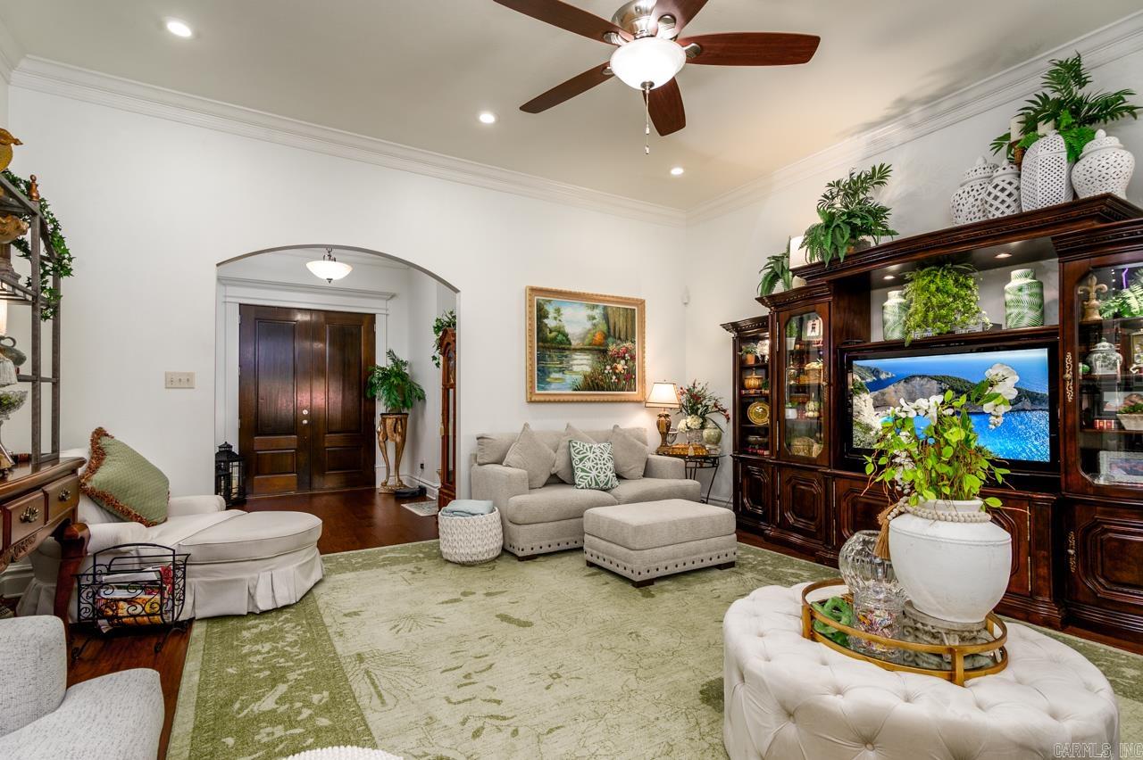 BRISTOL PLACE - Residential
