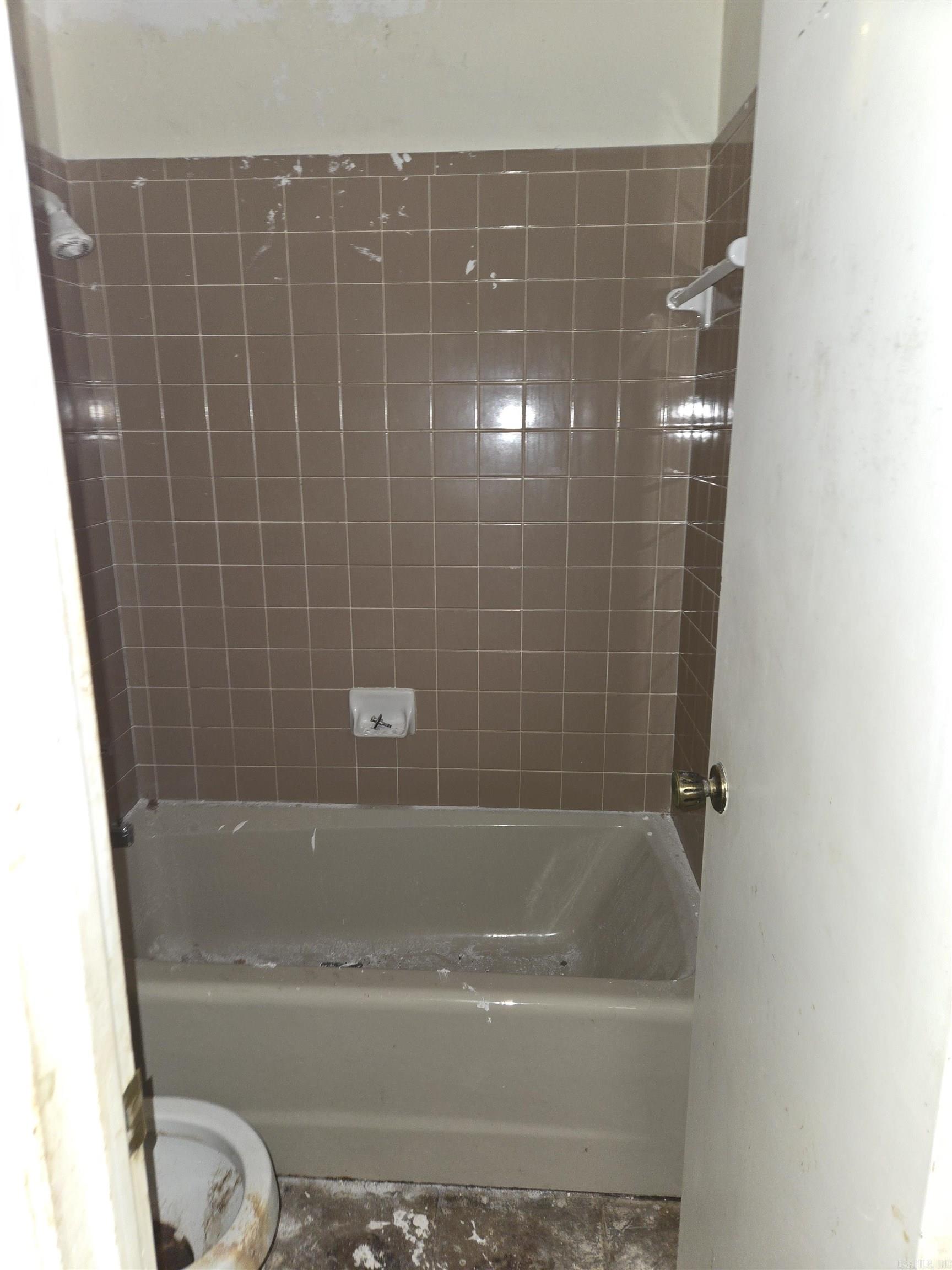 JAMESTOWN DEVL CO S/D - Residential