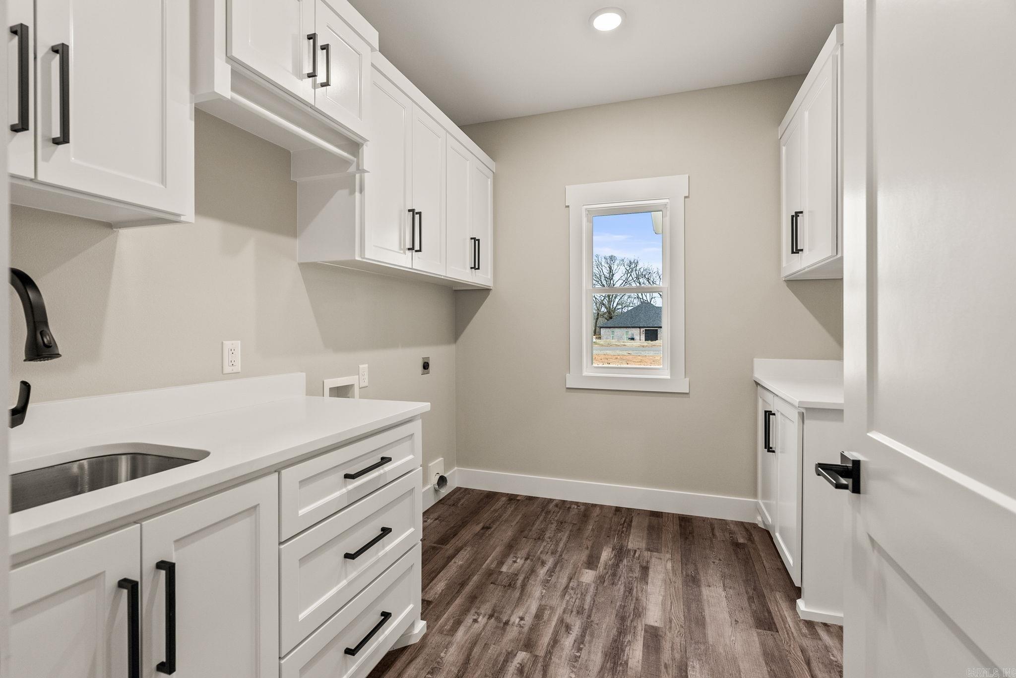 REPUBLICAN VALLEY ESTATES - Residential