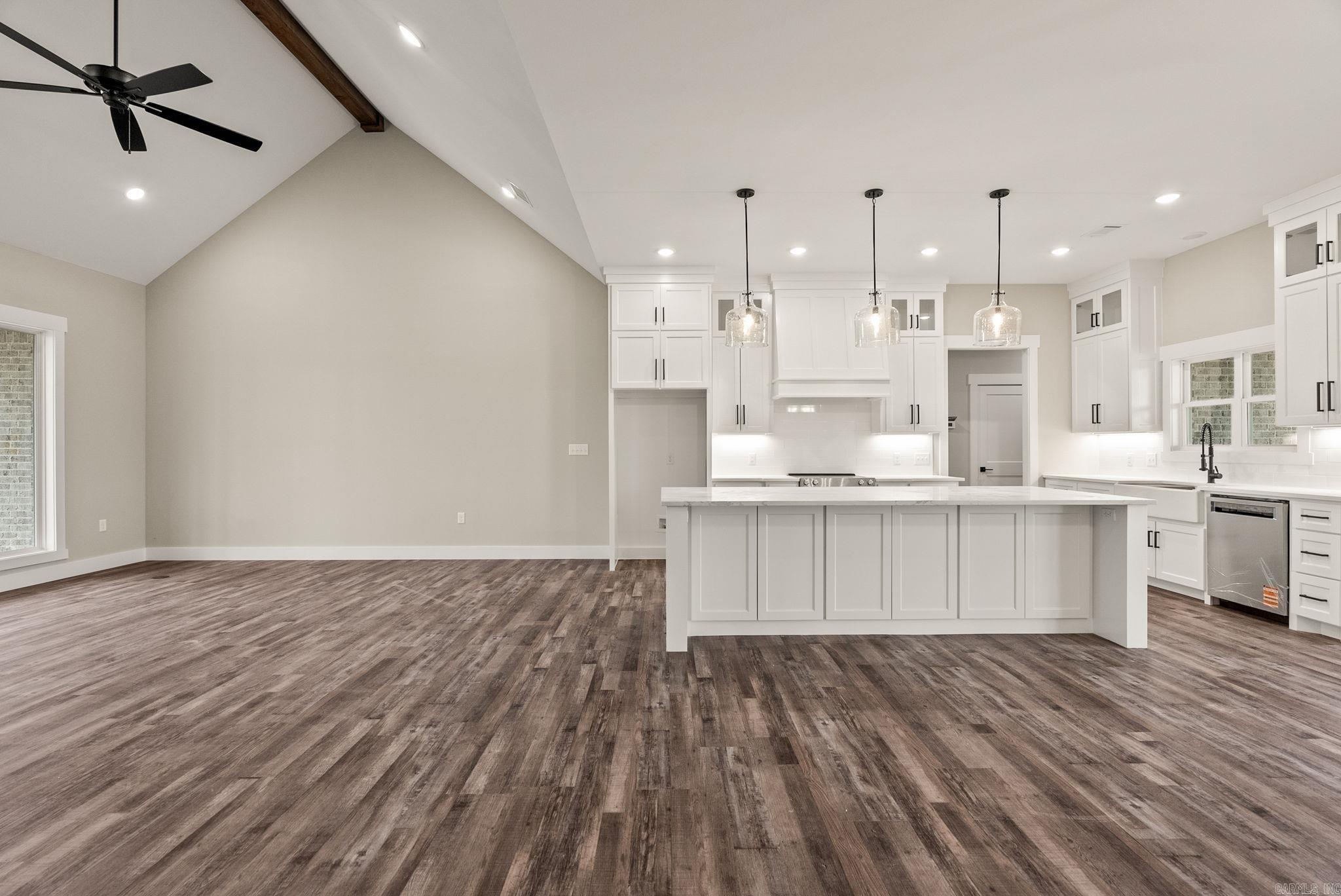 REPUBLICAN VALLEY ESTATES - Residential