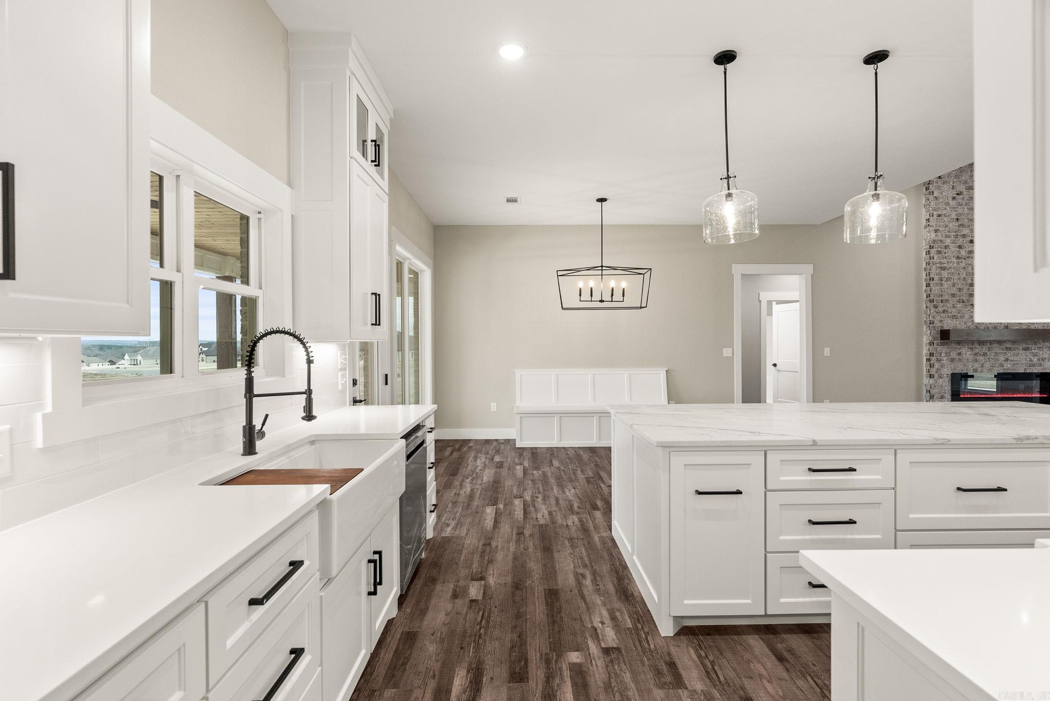 REPUBLICAN VALLEY ESTATES - Residential