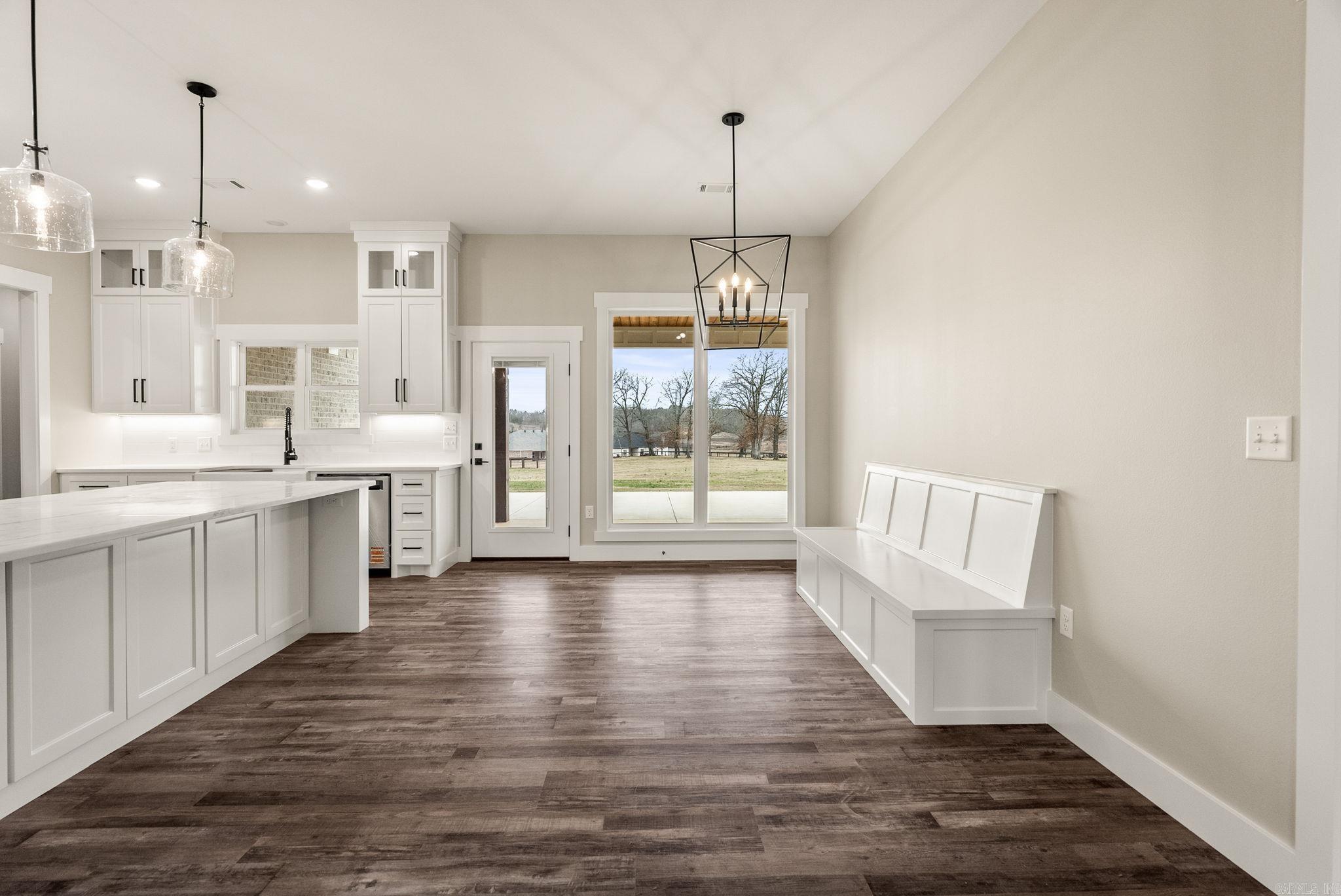 REPUBLICAN VALLEY ESTATES - Residential