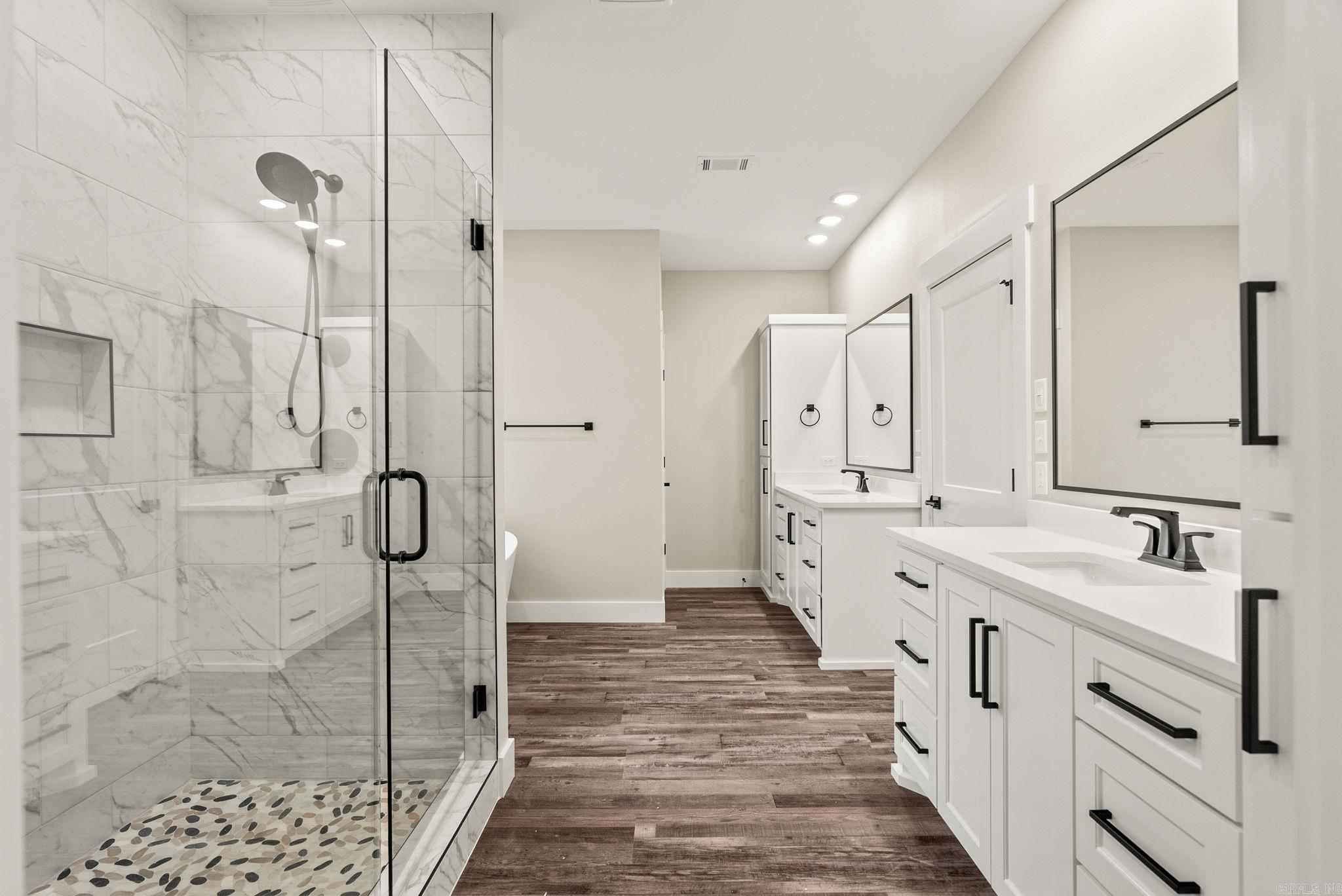 REPUBLICAN VALLEY ESTATES - Residential