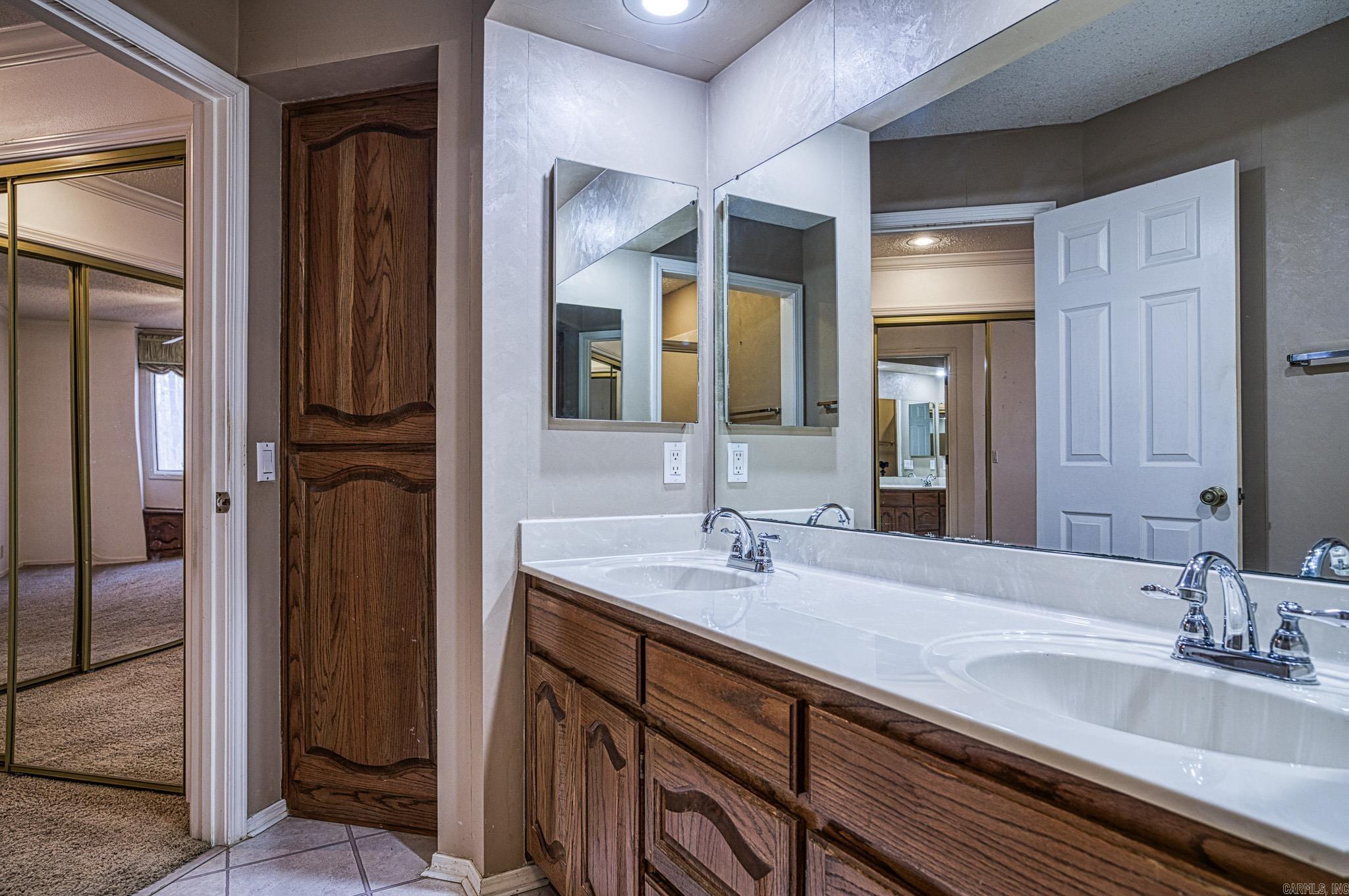 ZAMORA - Residential