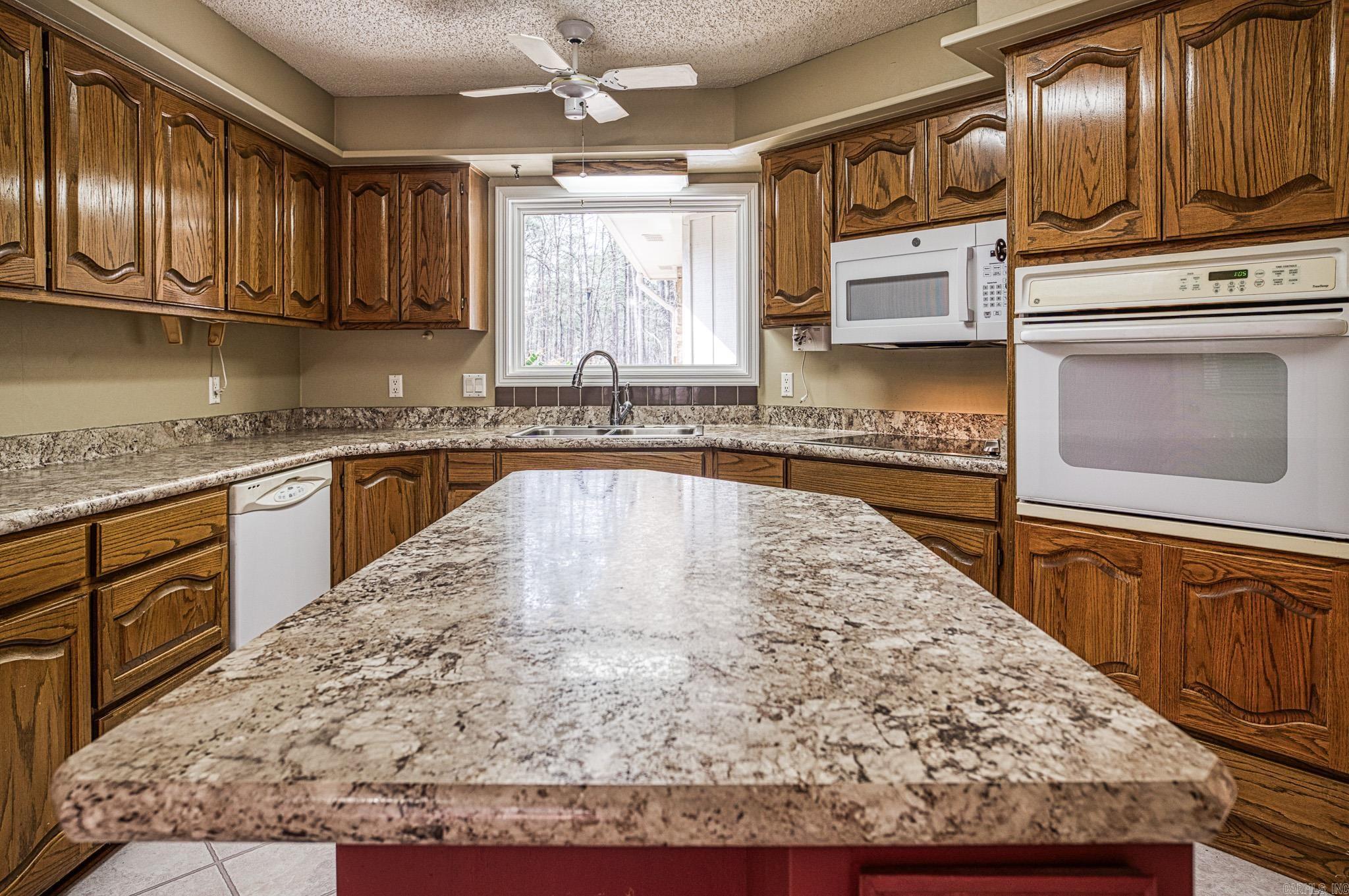 ZAMORA - Residential