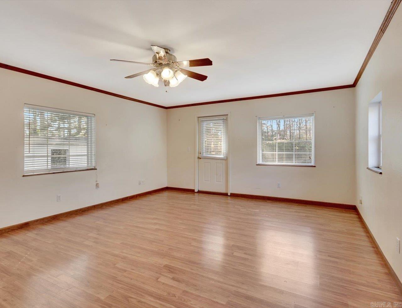 VALLEY ACRES - Residential