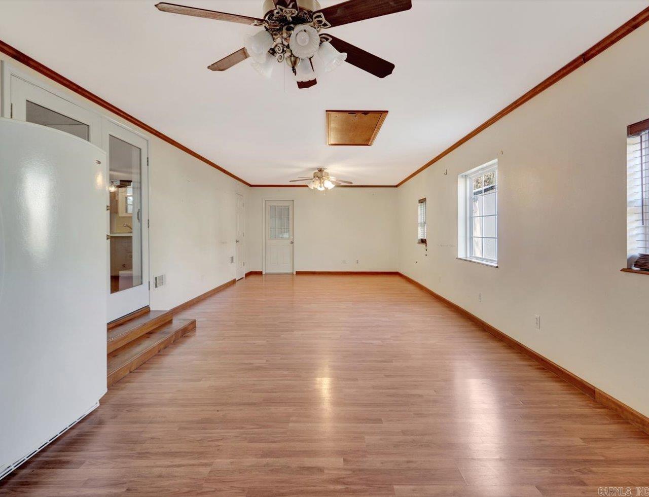 VALLEY ACRES - Residential