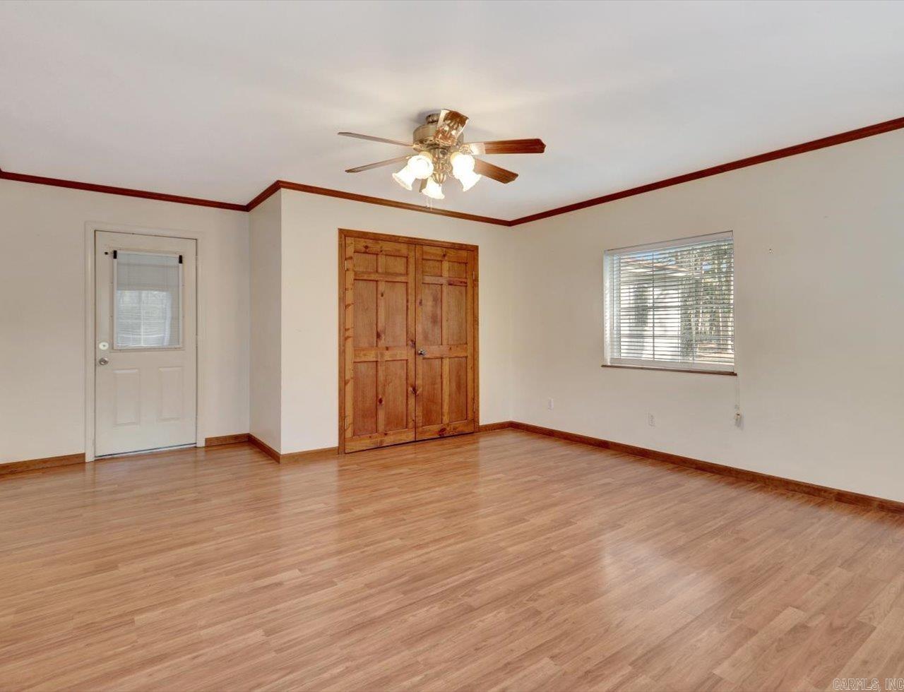 VALLEY ACRES - Residential