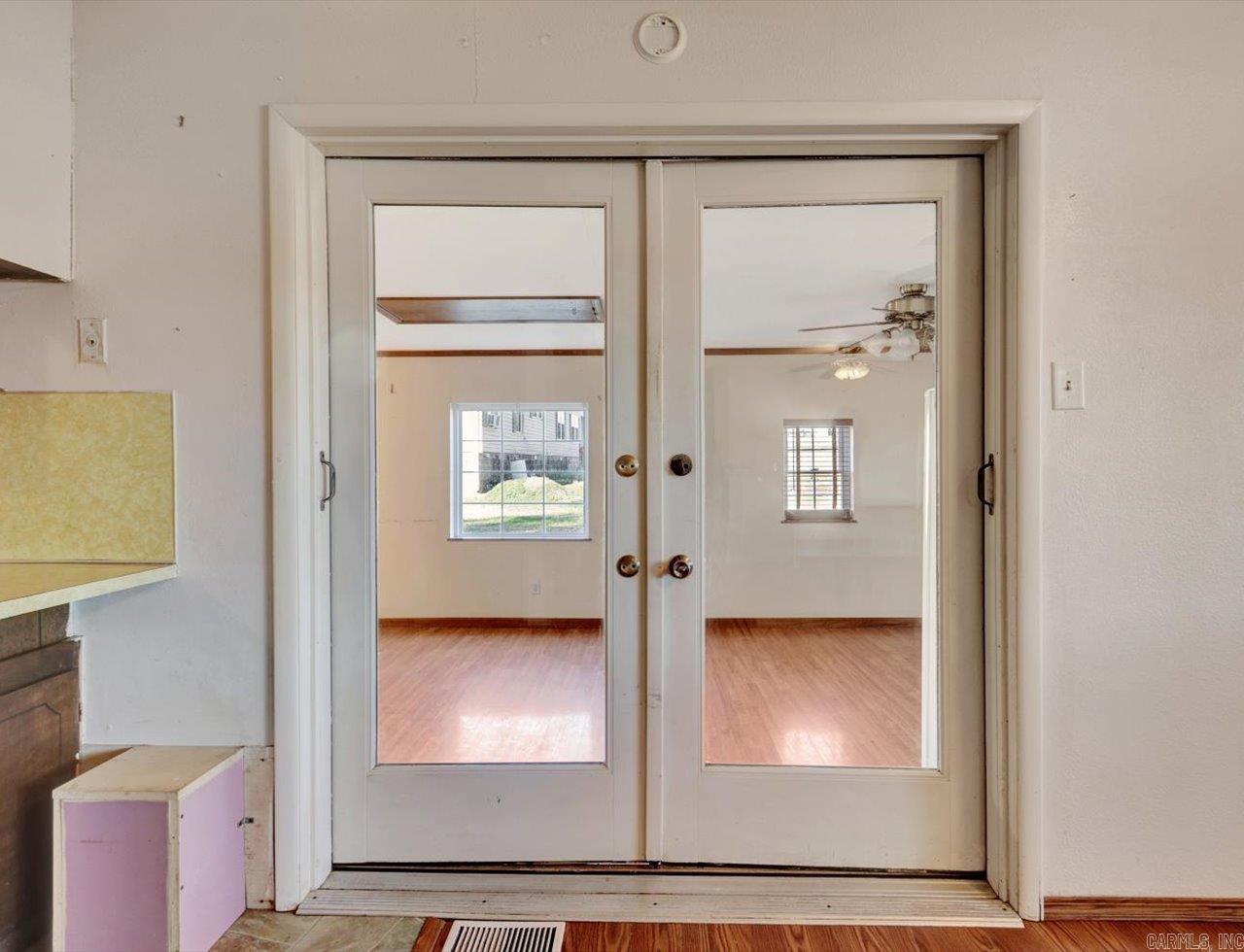 VALLEY ACRES - Residential