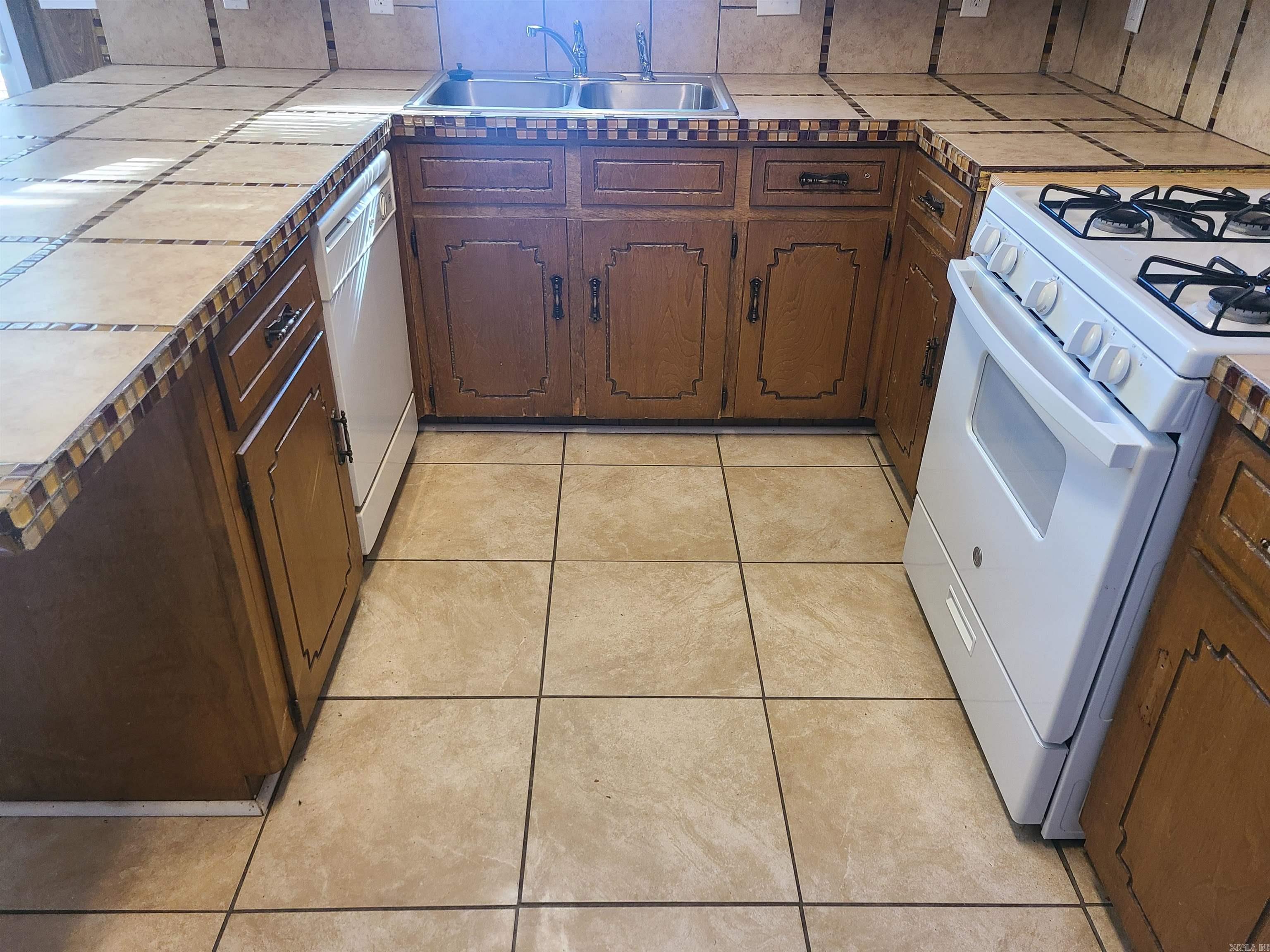 Dalewood - Residential Lease