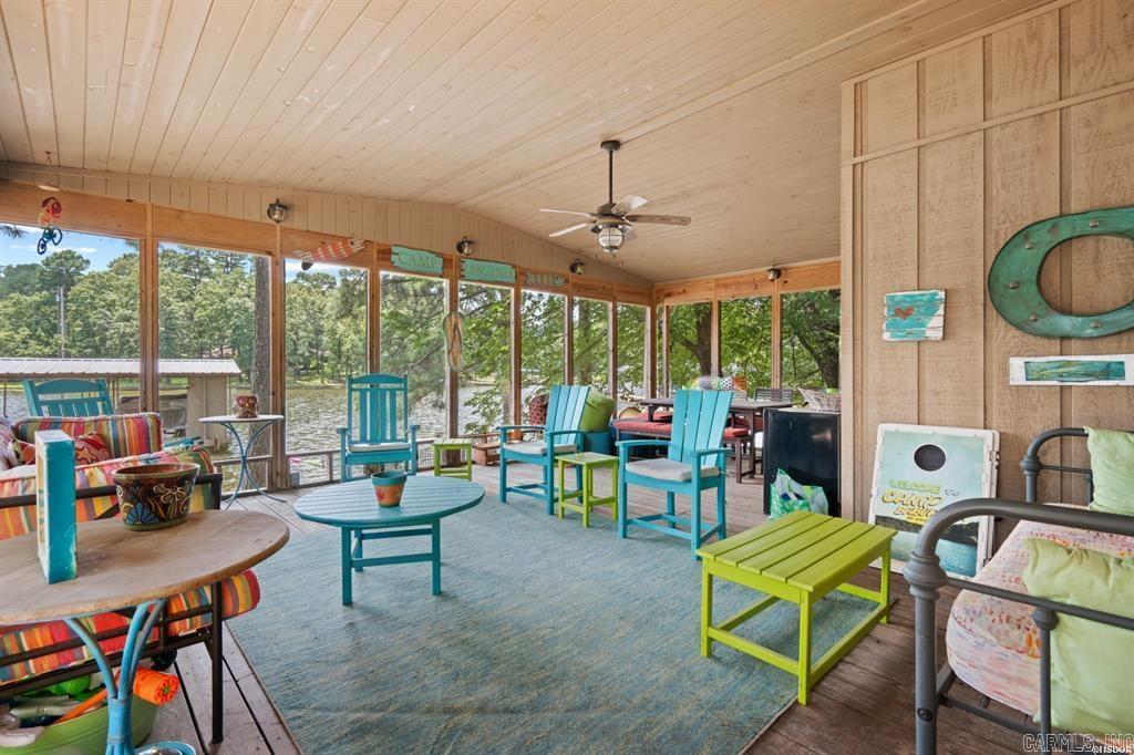 UNPLATTED ACREAGE - Residential