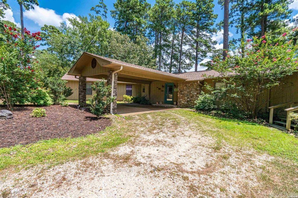 UNPLATTED ACREAGE - Residential