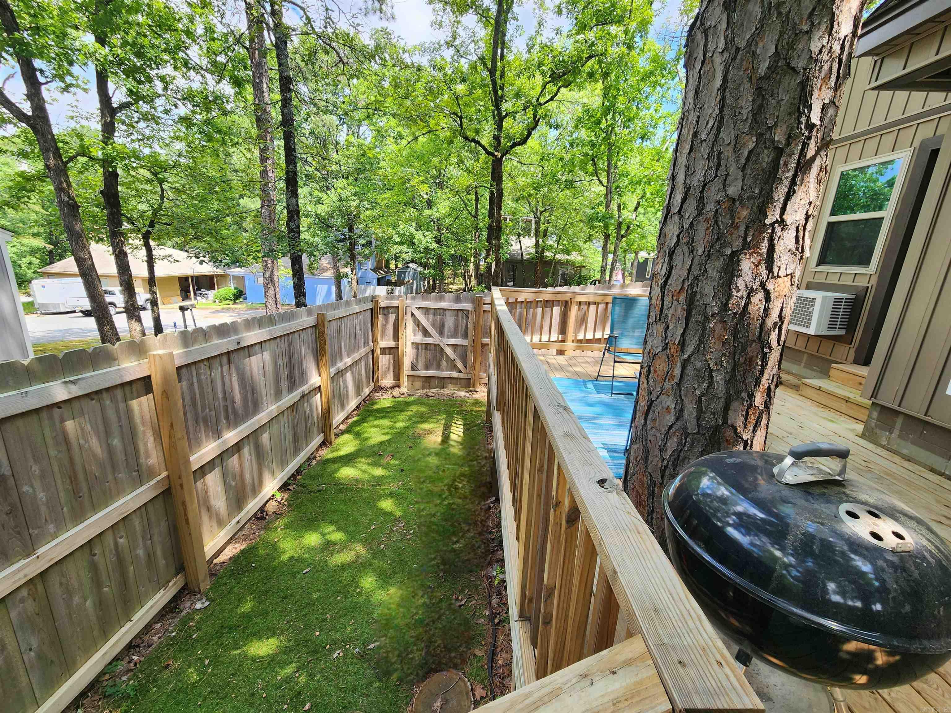 SHADOW RIDGE VILLAS - Residential