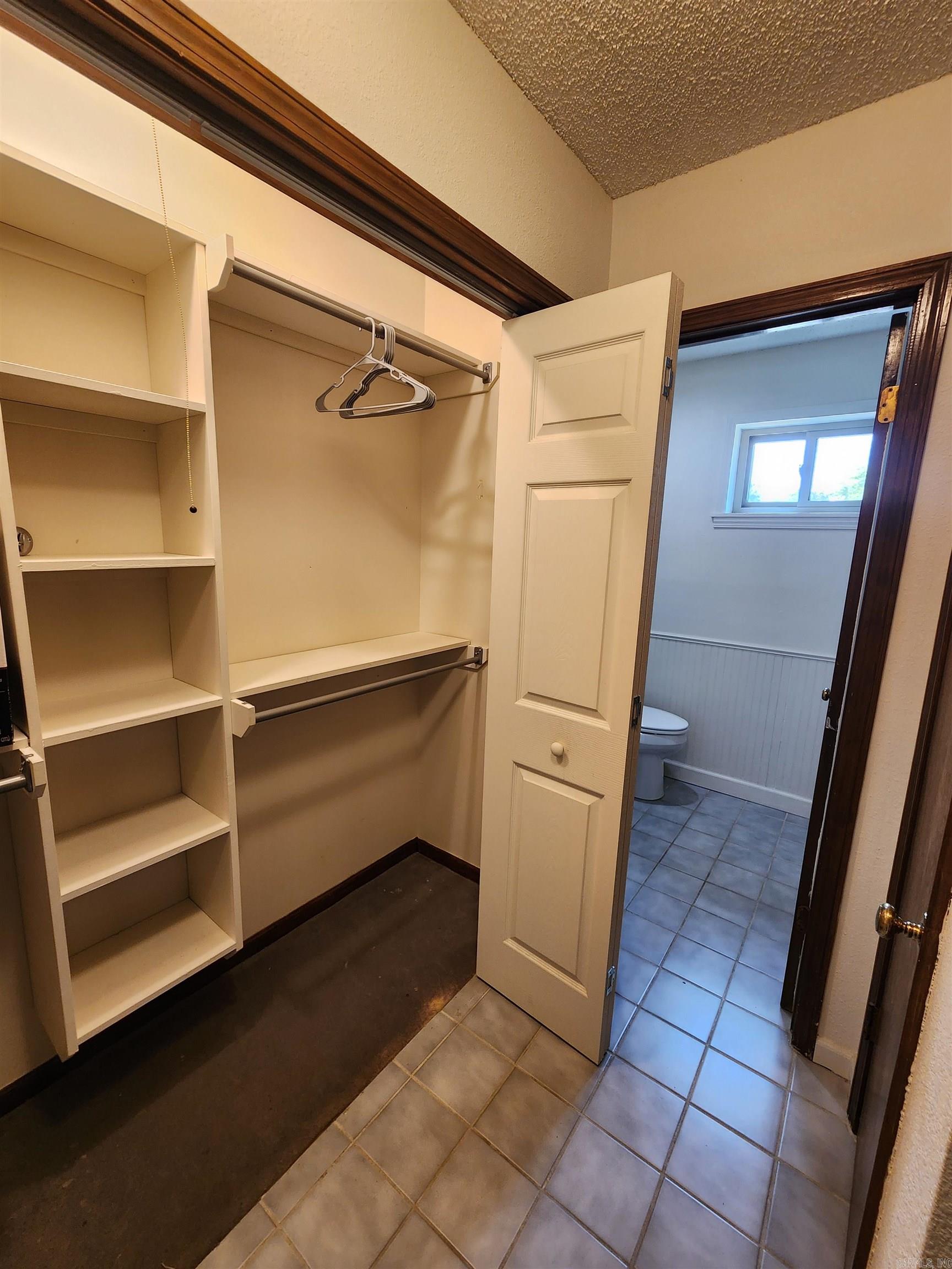 SHADOW RIDGE VILLAS - Residential