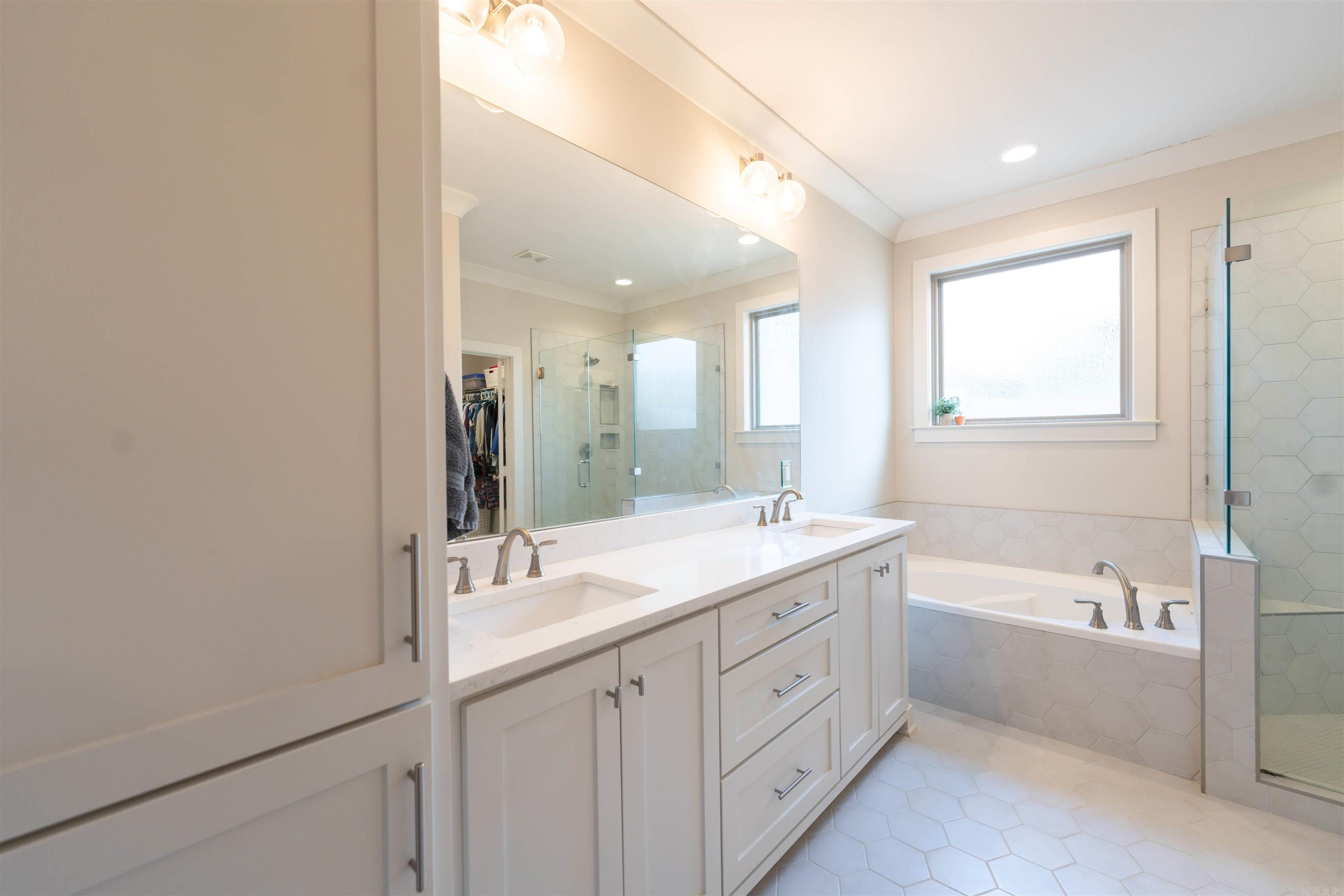 MAUMELLE VALLEY ESTATES - Residential