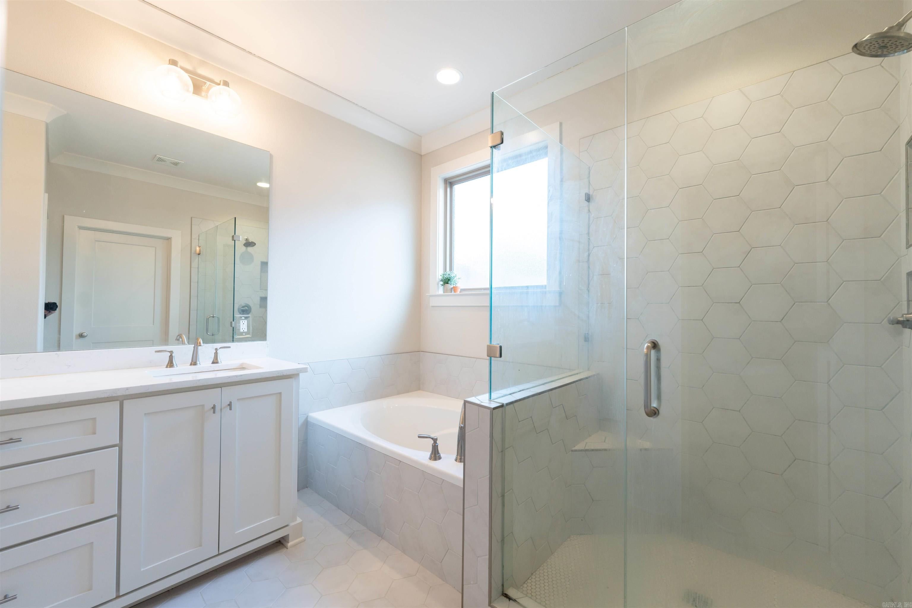 MAUMELLE VALLEY ESTATES - Residential