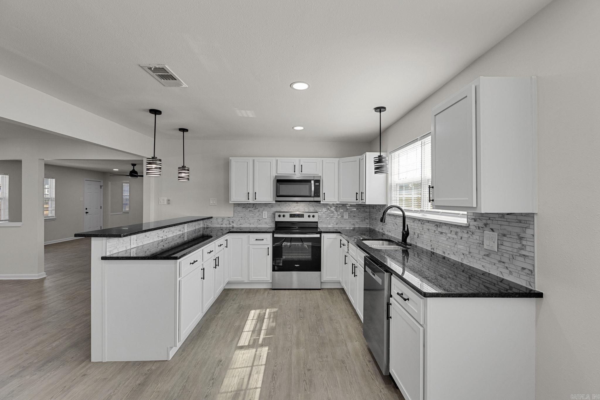 WALNUT VALLEY - Residential