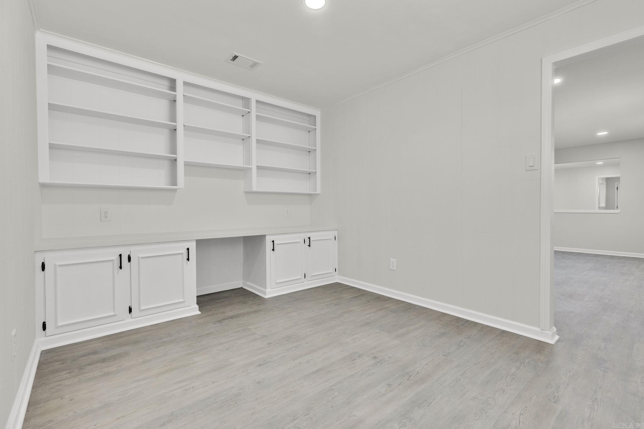 WALNUT VALLEY - Residential