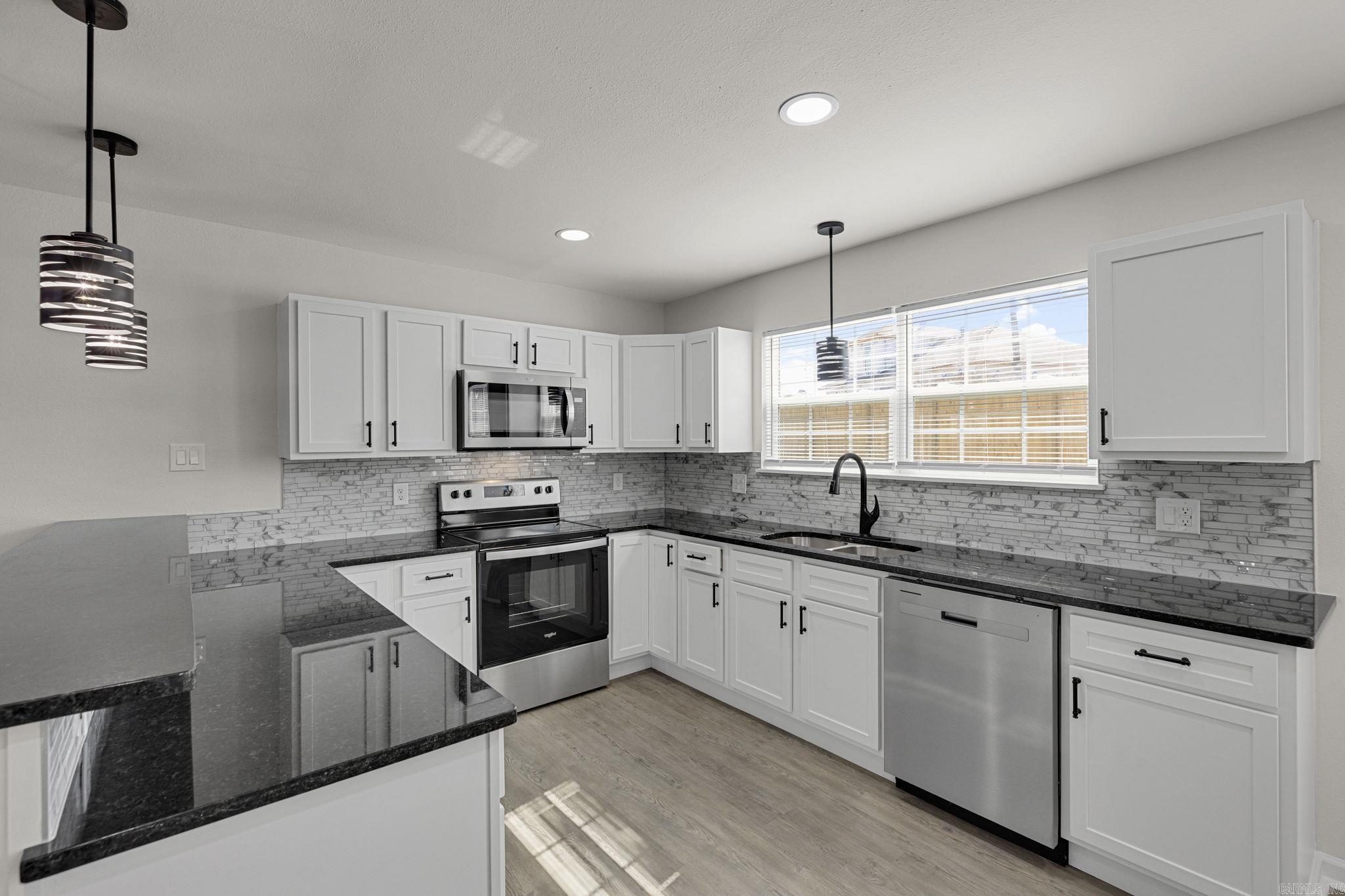 WALNUT VALLEY - Residential