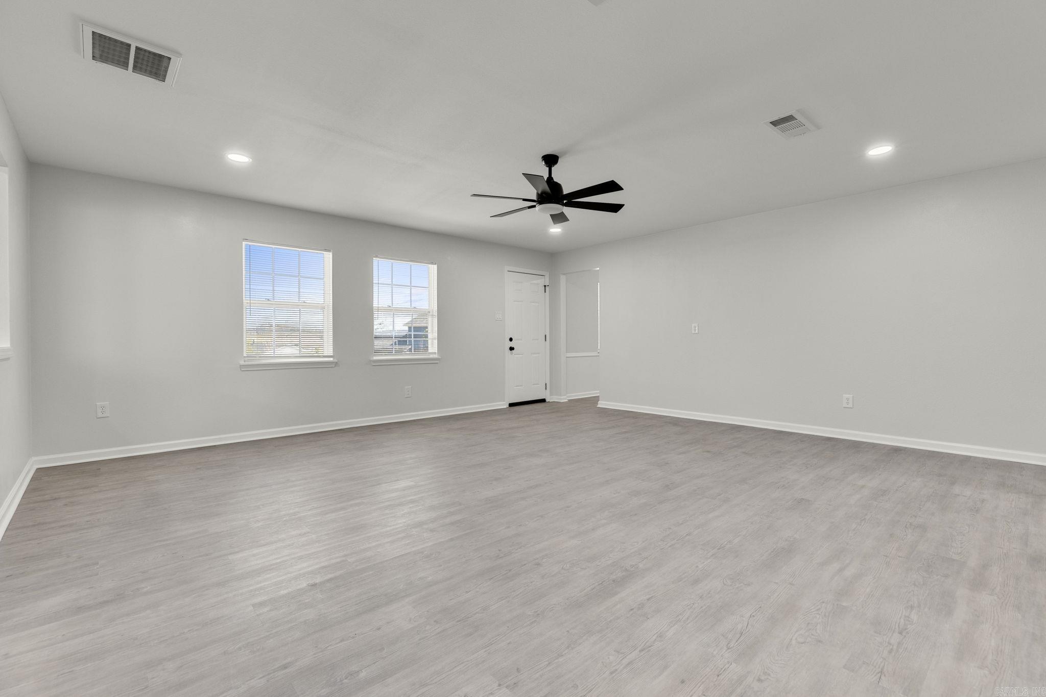 WALNUT VALLEY - Residential