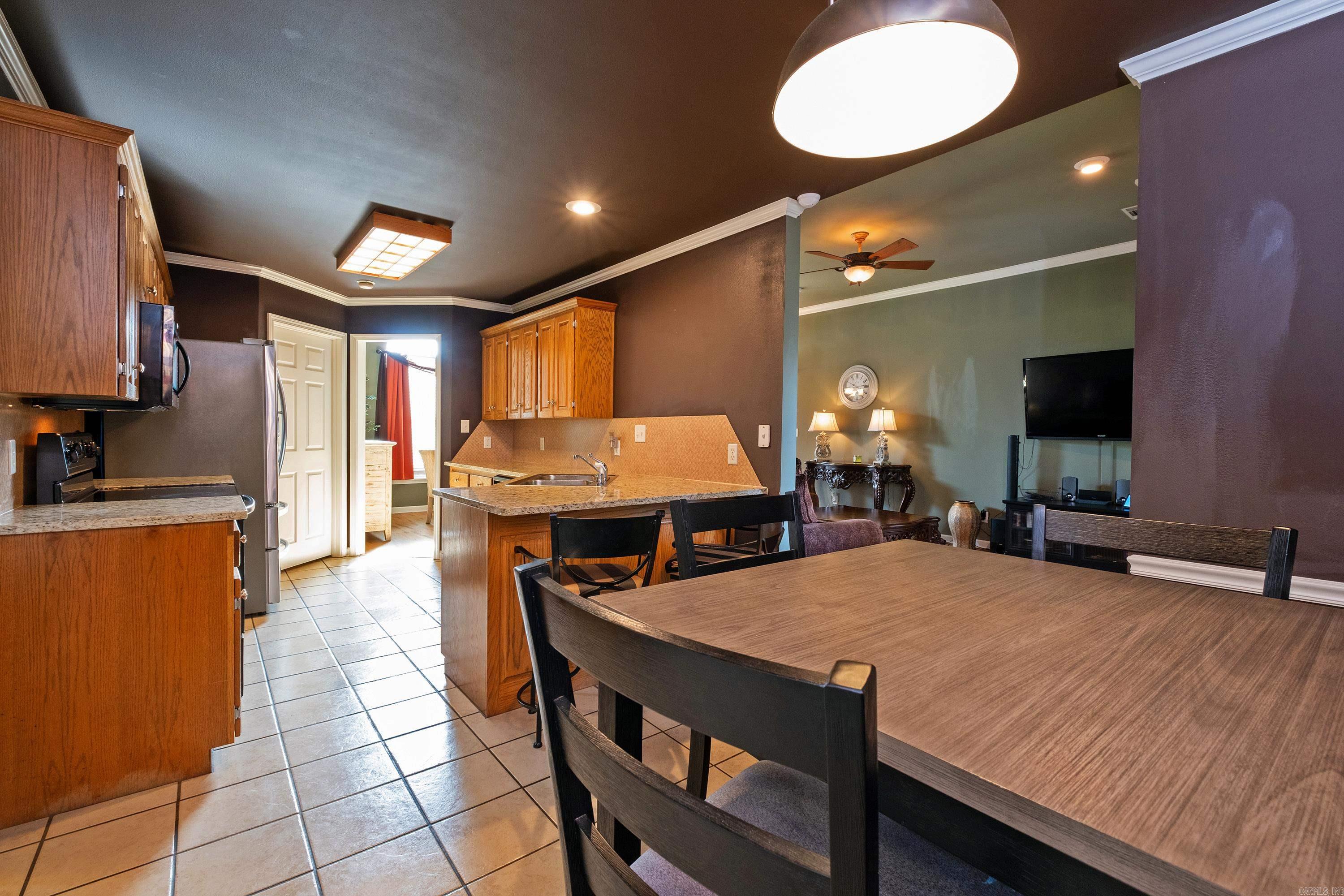 MEADOWLAKE - Residential