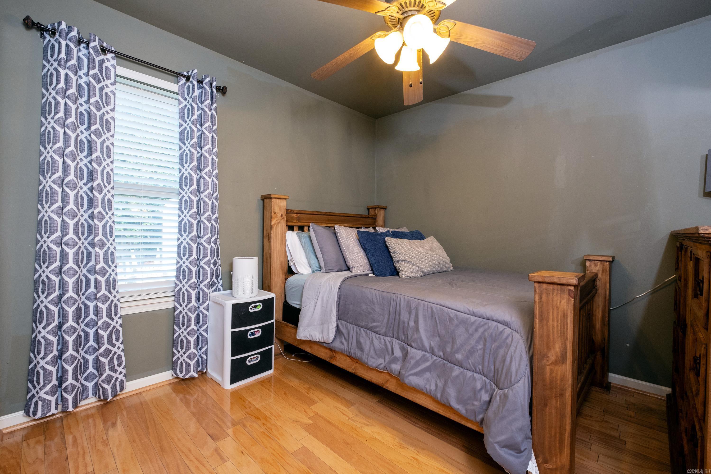 MEADOWLAKE - Residential