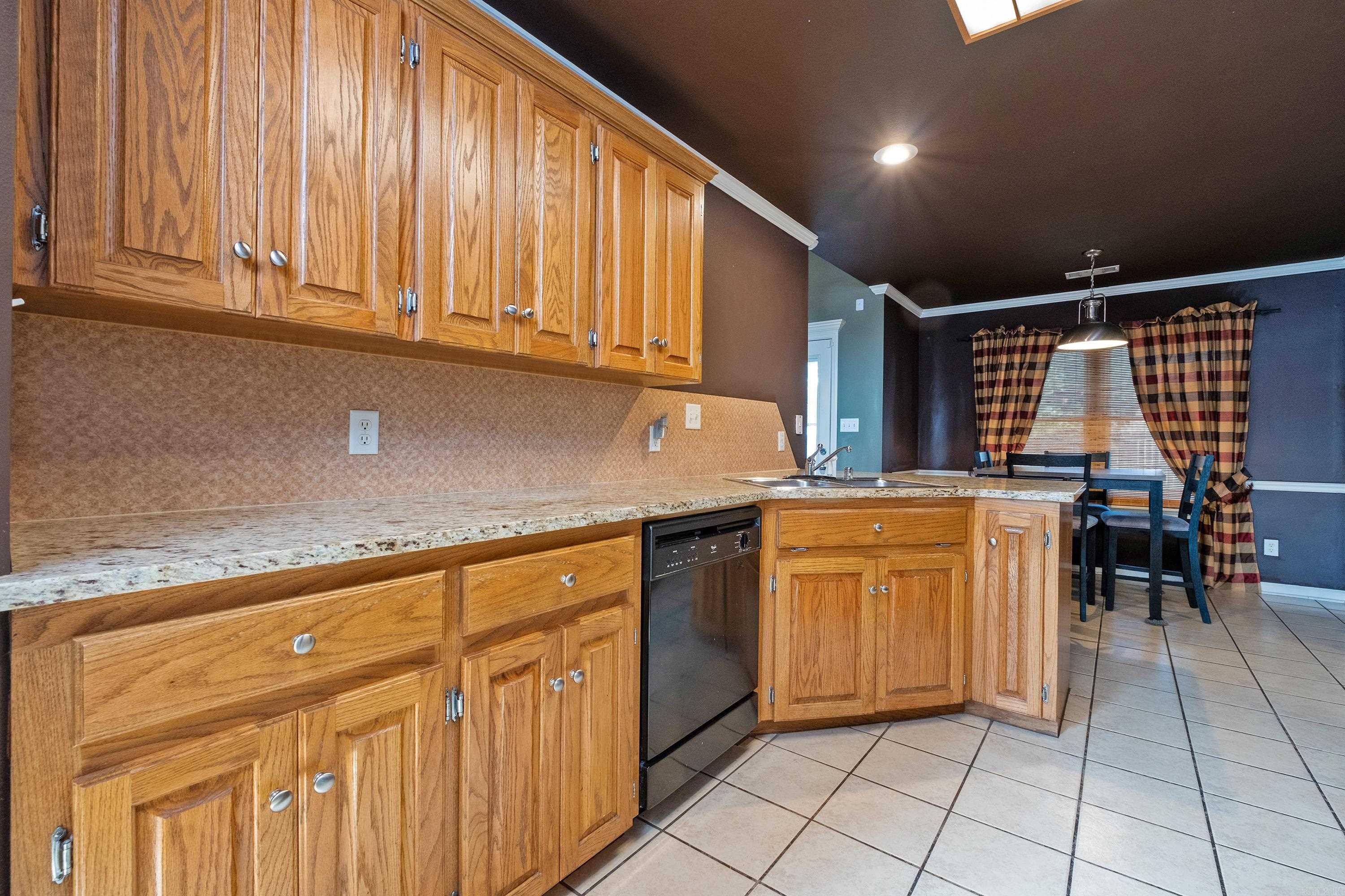 MEADOWLAKE - Residential