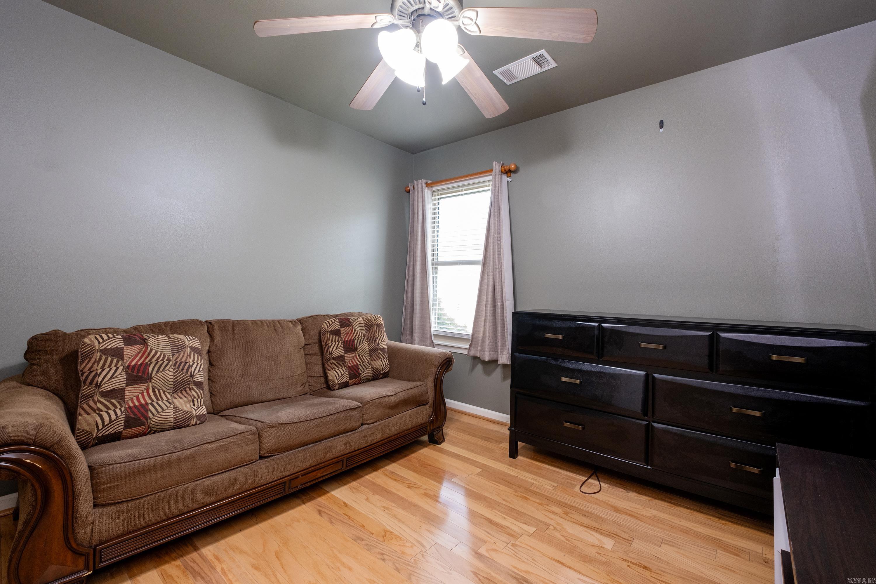 MEADOWLAKE - Residential