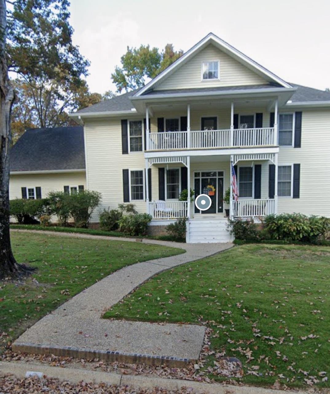 Beautiful home in Shady Valley subdivision. 6 bedrooms and 3.5 baths. 3 car garage and a pool!