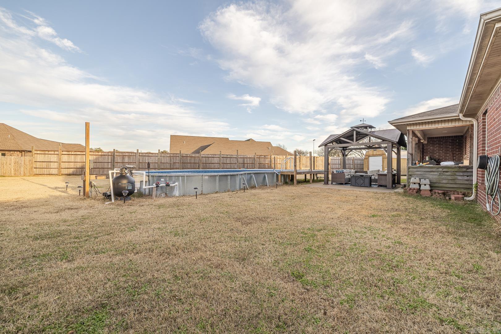 THE MEADOWS - Residential