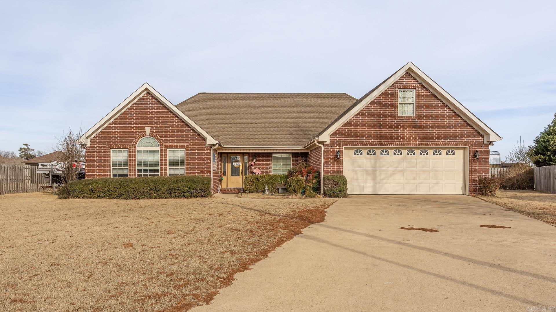 THE MEADOWS - Residential