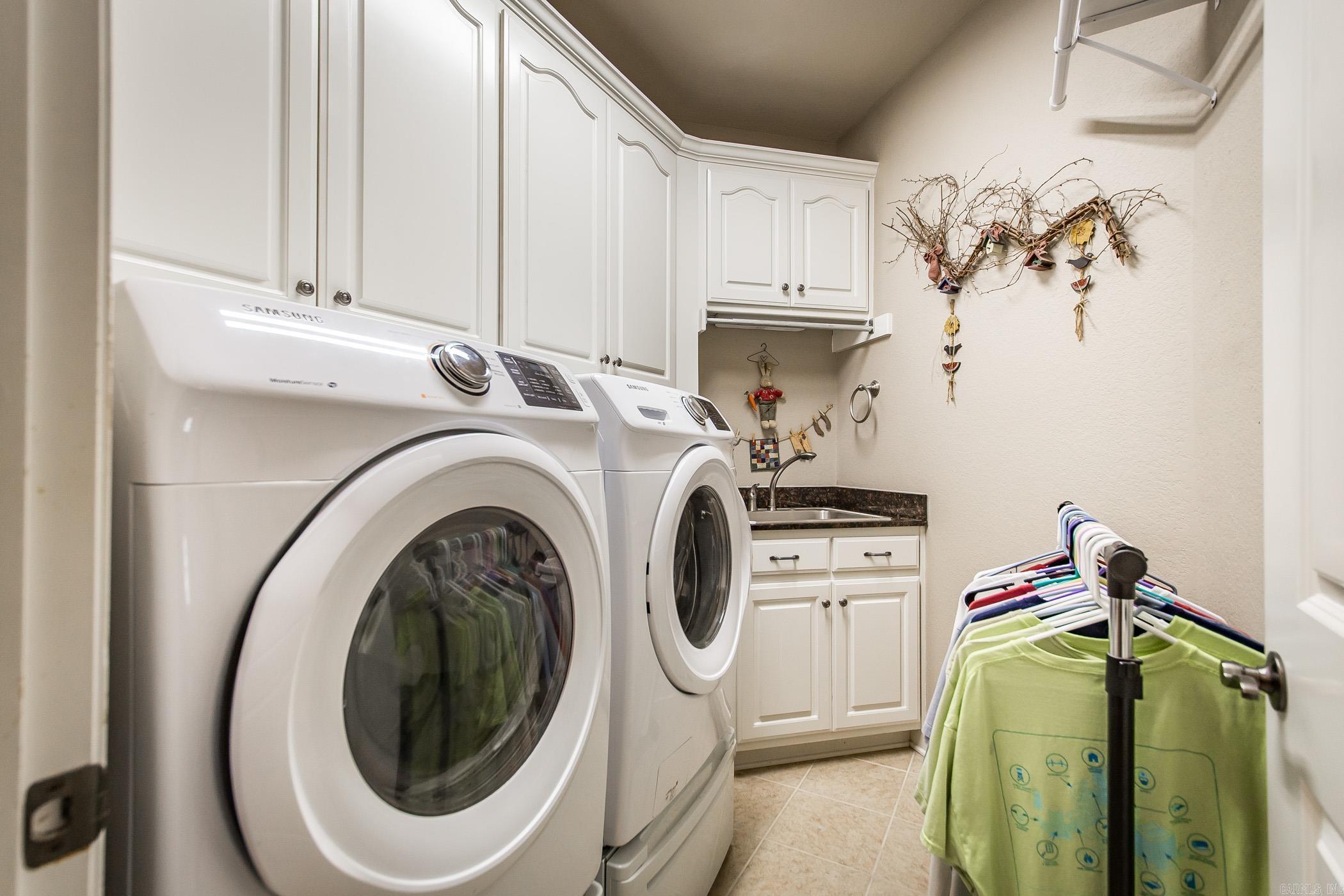 The Park on Mountain Springs - Residential