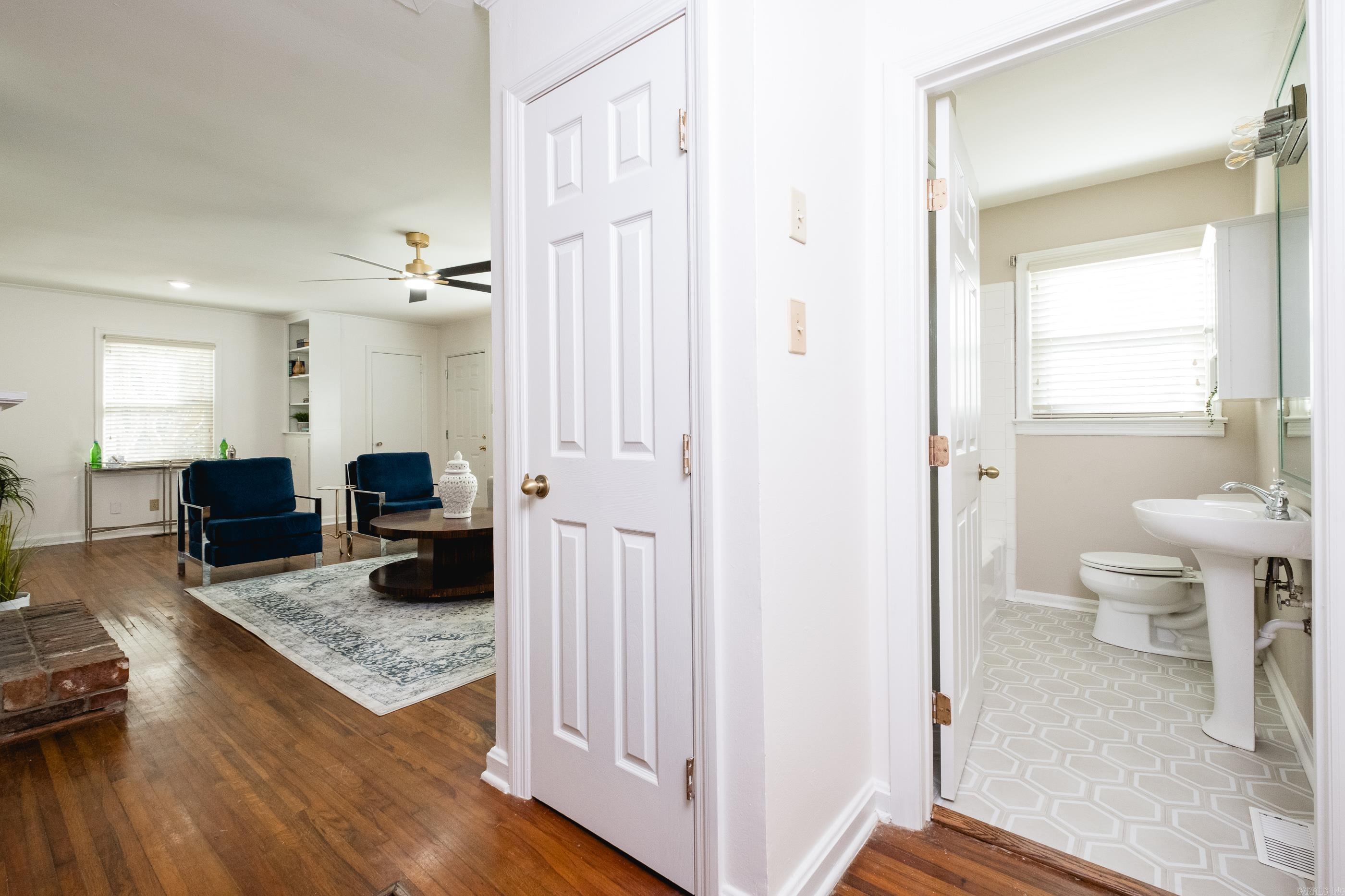 QUEEN MANOR ADDN - Residential