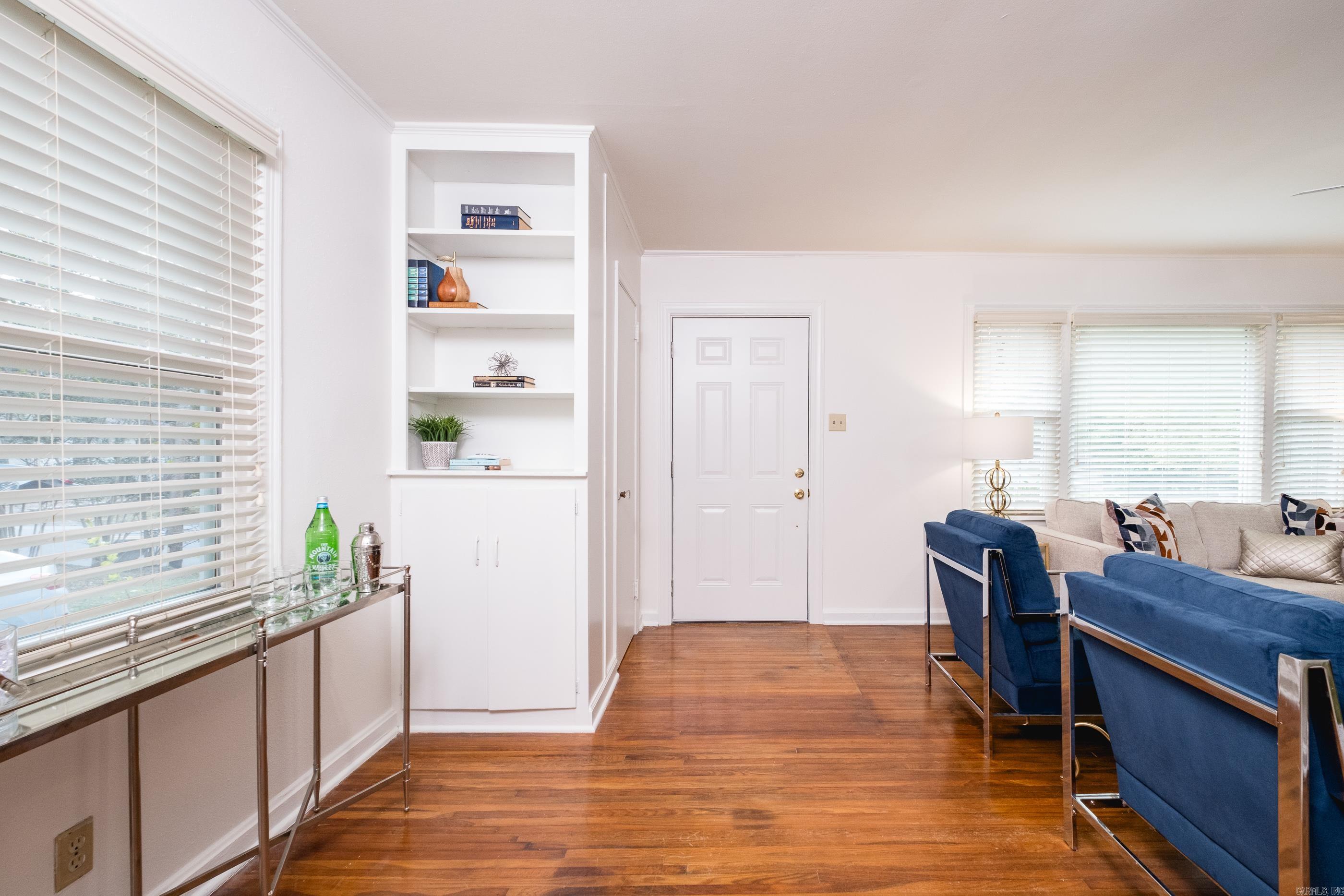 QUEEN MANOR ADDN - Residential